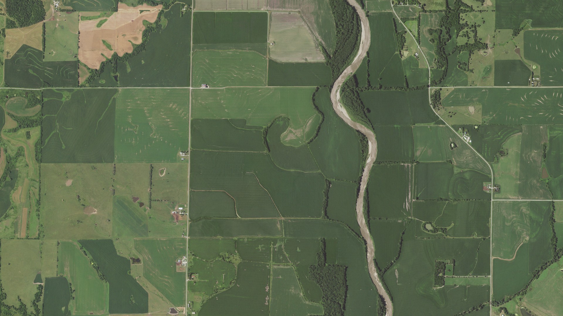 Aerial view of land around Green, Missouri