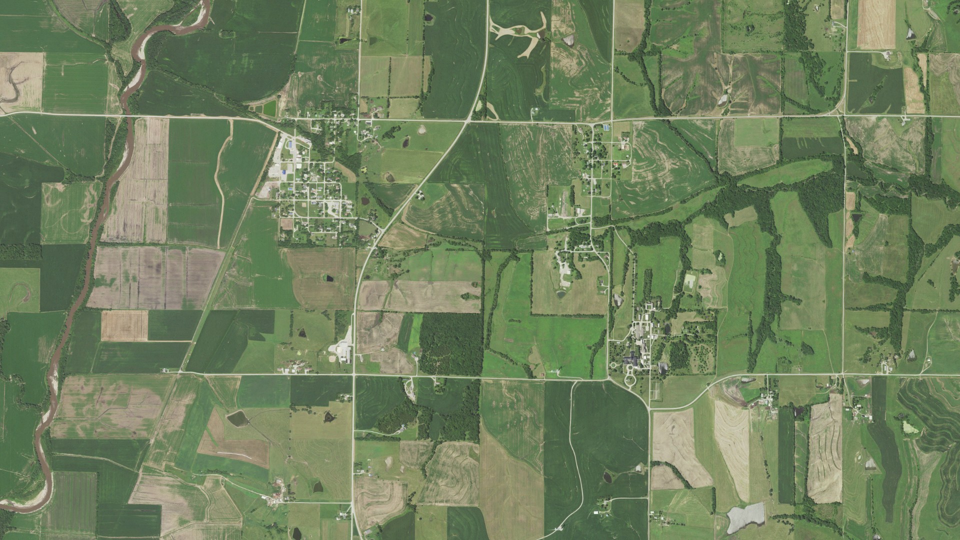 Aerial view of land around Jefferson, Missouri