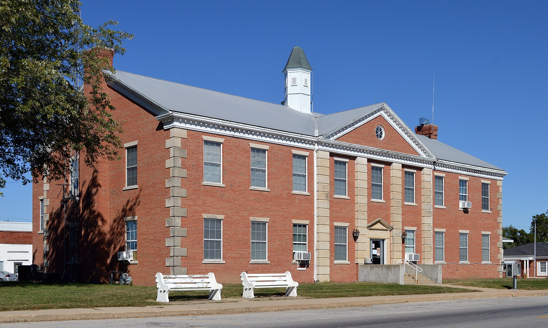 Schuyler County, Missouri, courthouse in Lancaster