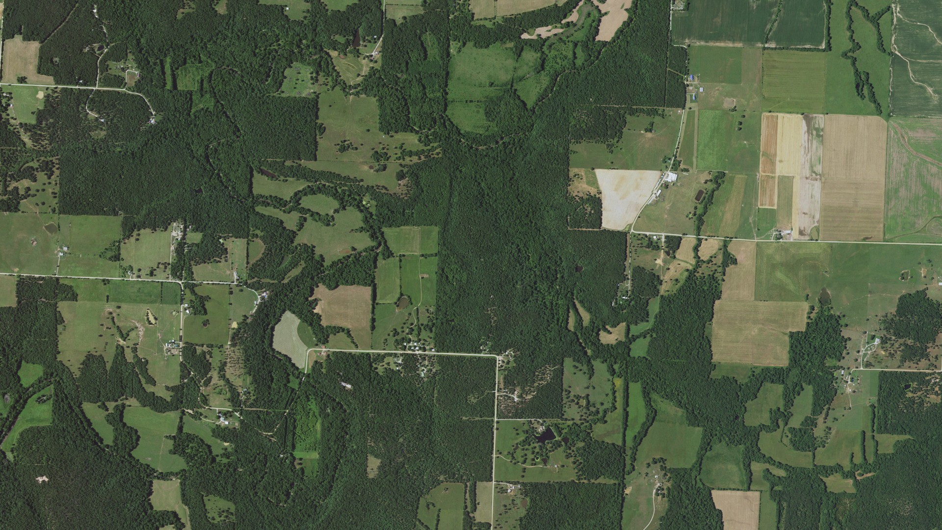 Natural-color aerial photograph of land around Virgil, Missouri