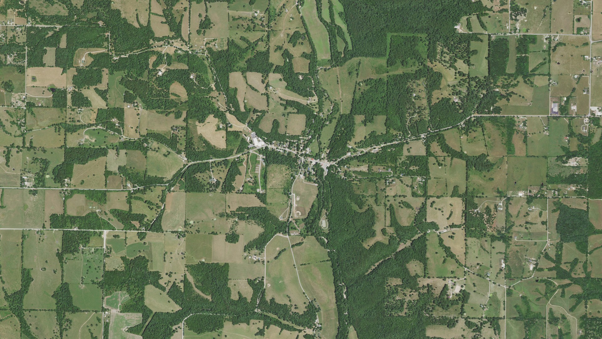Natural-color aerial photograph of land around Hurley, Missouri