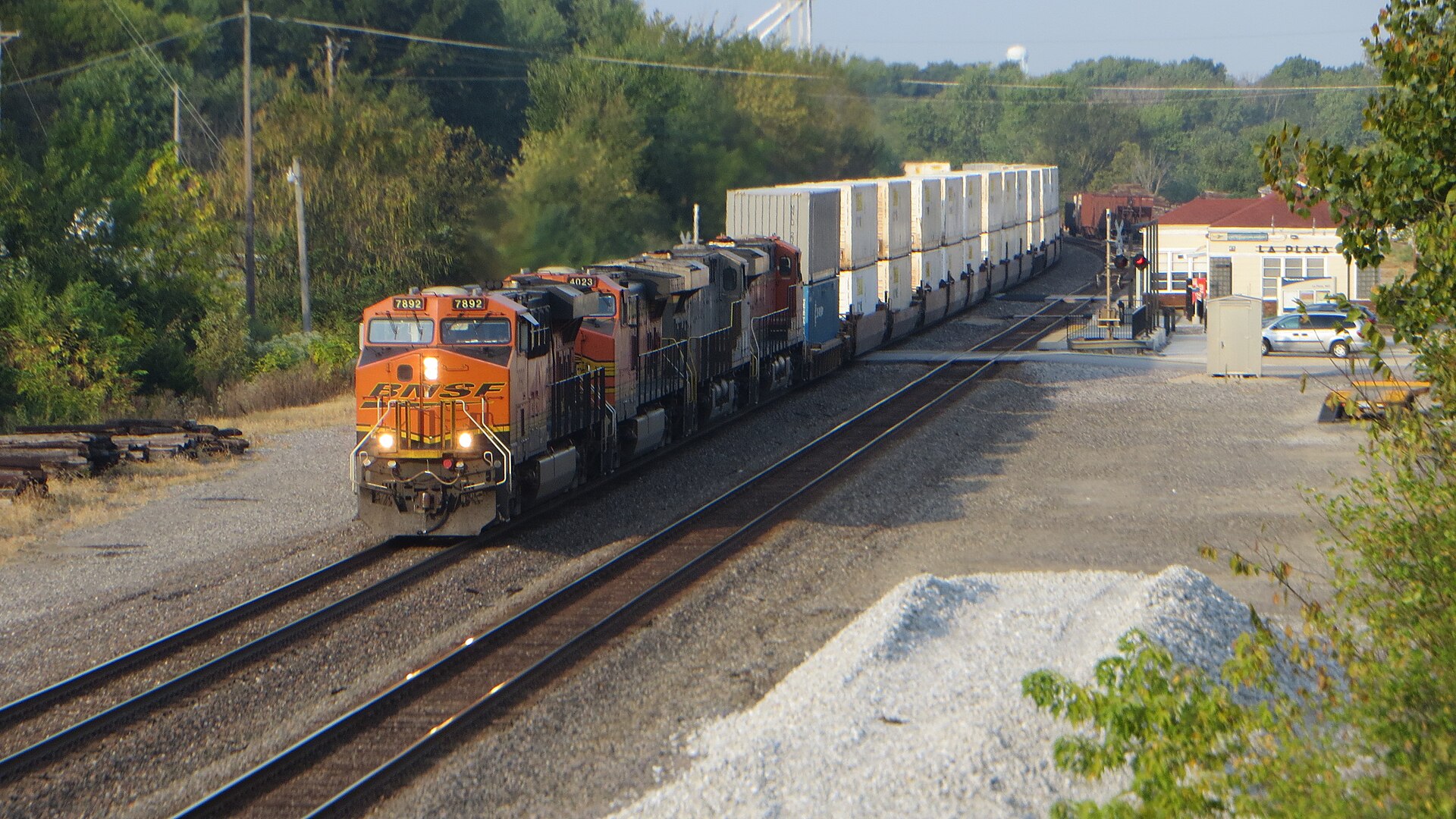 locomotive — La Plata, Missouri