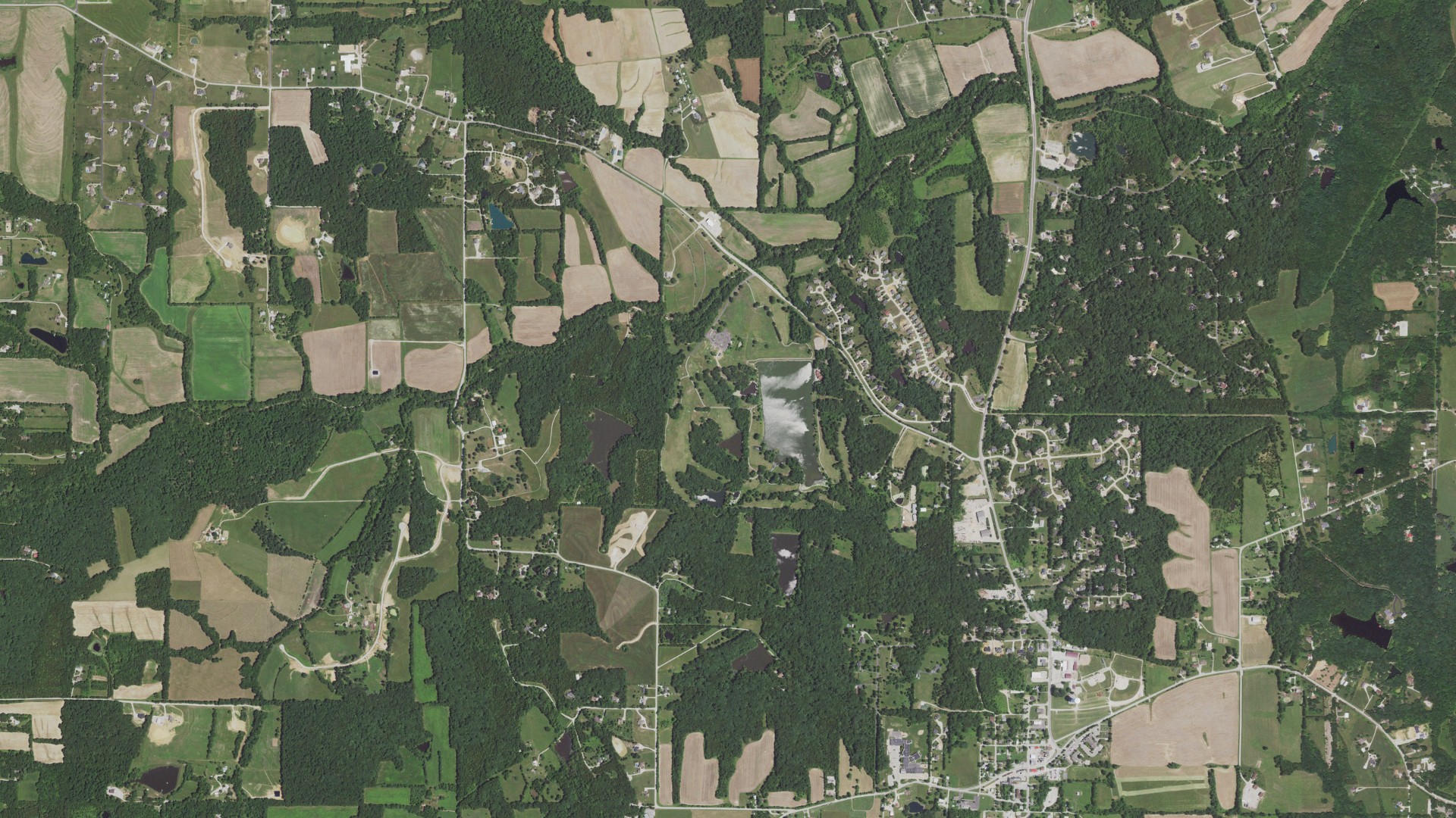 Natural-color aerial photograph of land around New Melle, Missouri