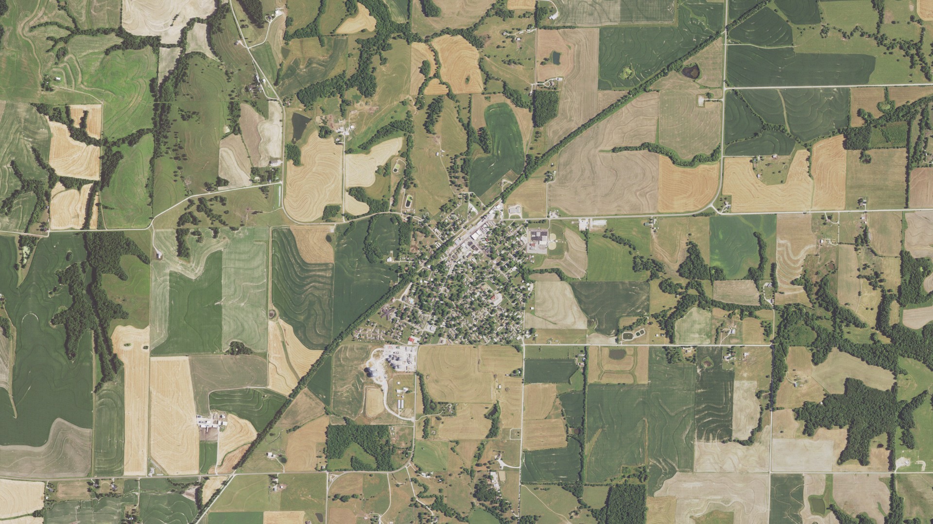 Natural-color aerial photograph of land around Pilot Grove, Missouri