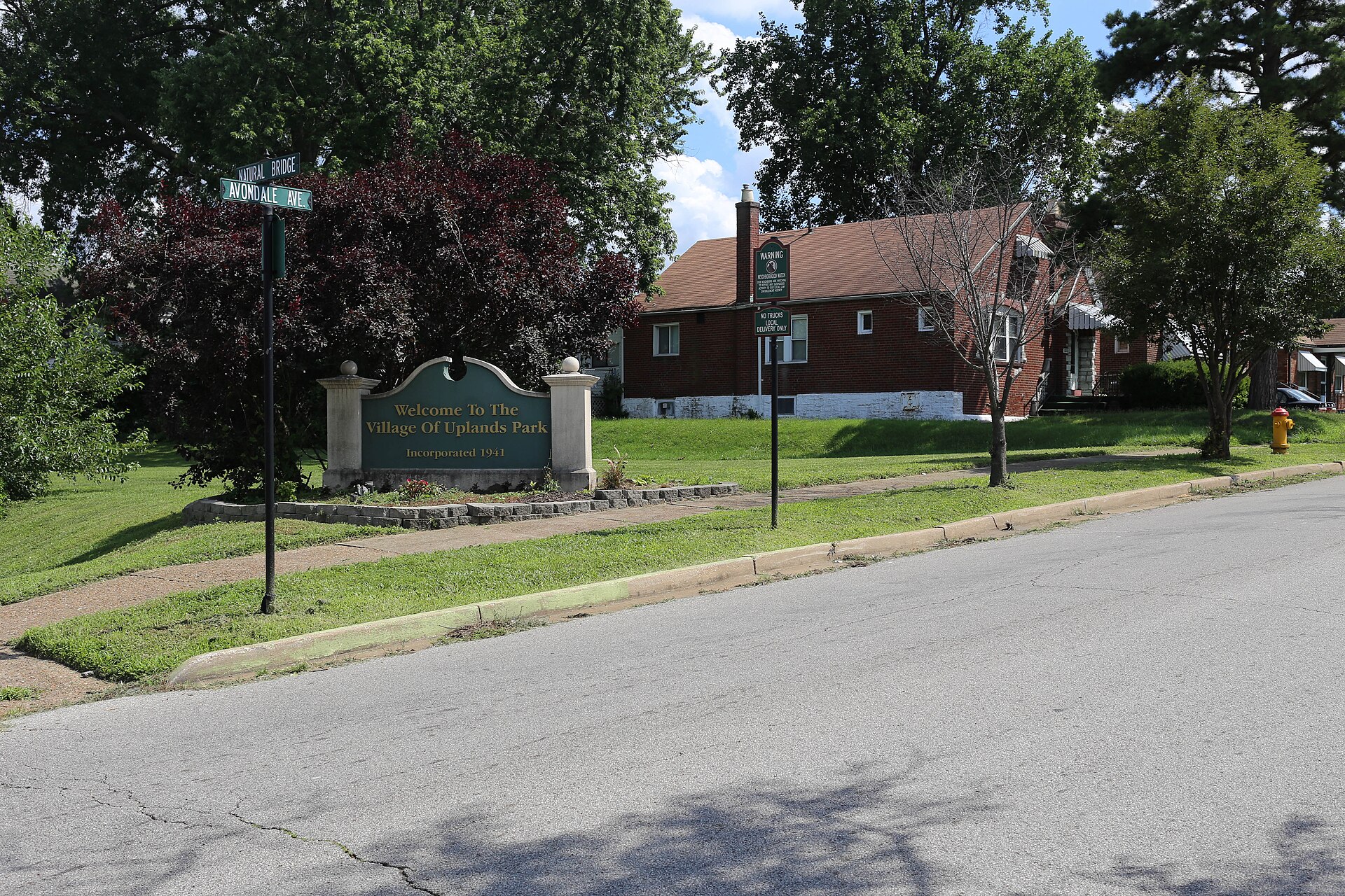 Incorporated 1941 — Uplands Park, Missouri