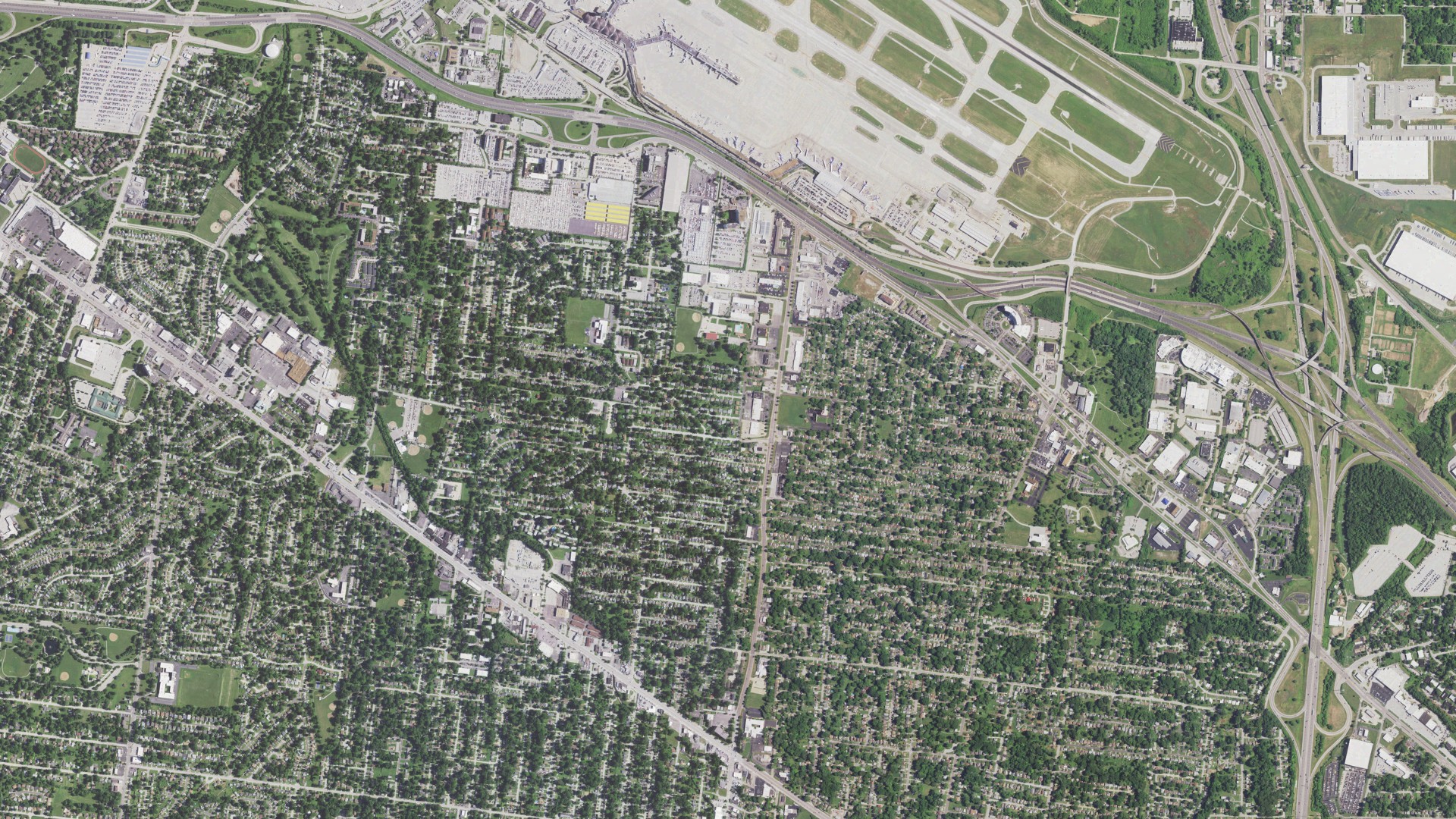 Natural-color aerial photograph of land around Woodson Terrace, Missouri