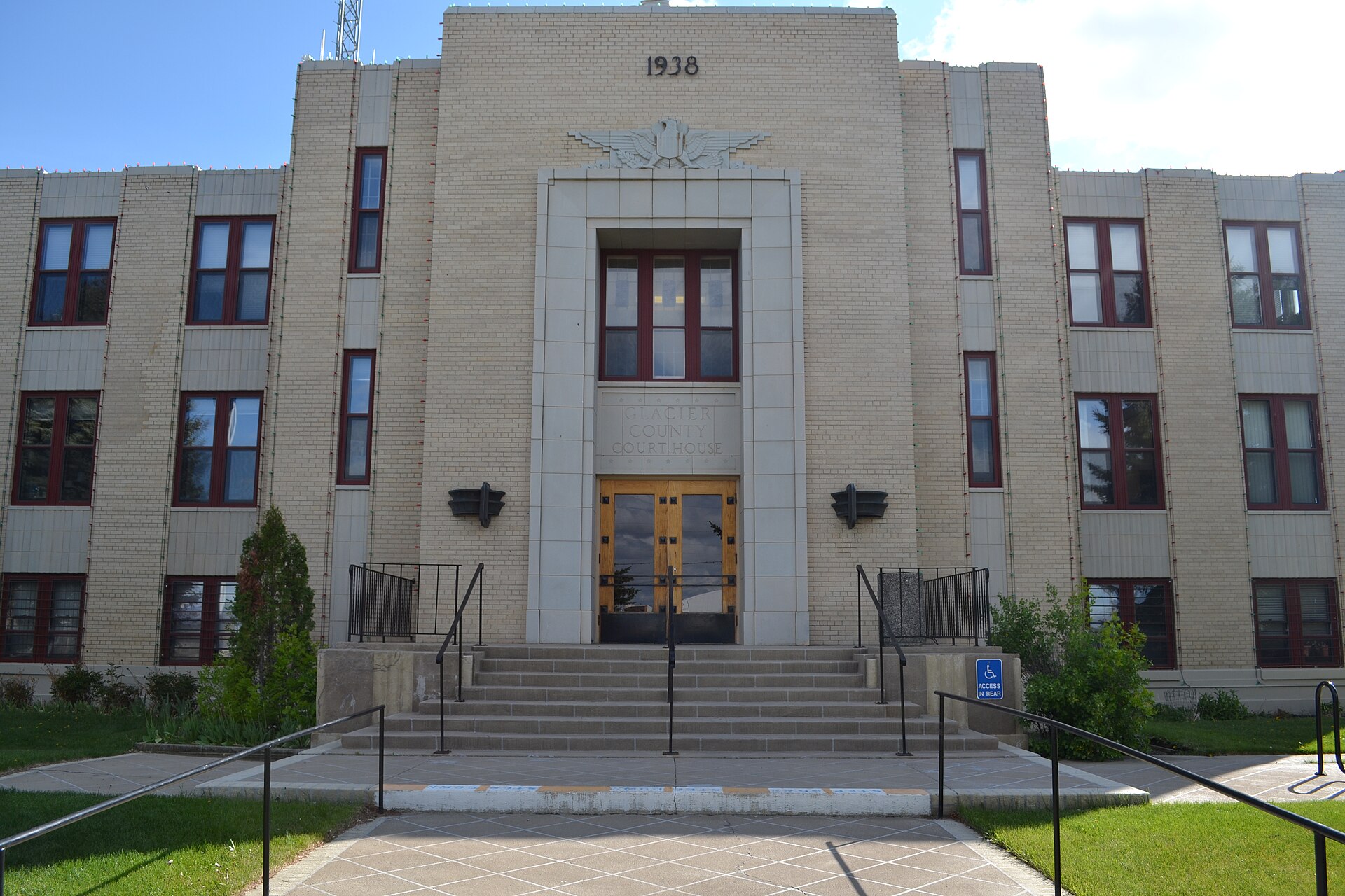 Glacier County Courthouse in Cut Bank, Montana