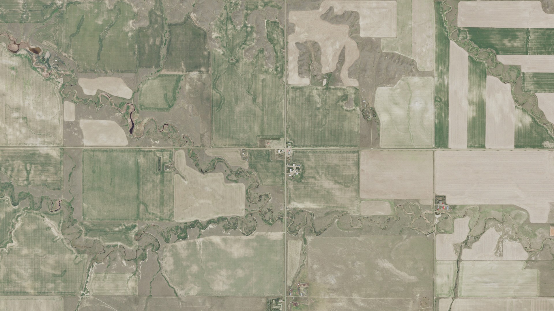 Natural-color aerial photograph of land around Bloomfield, Montana