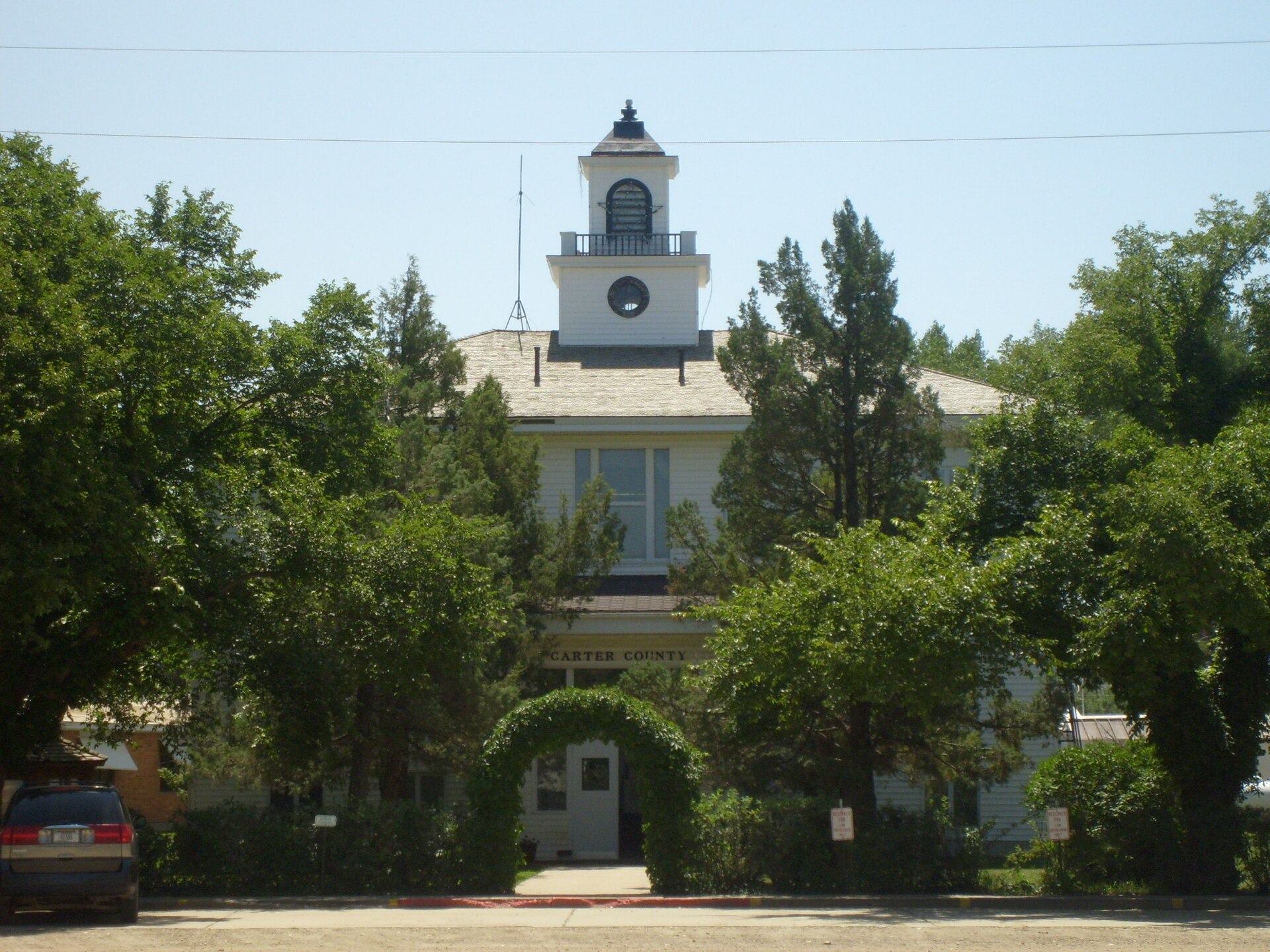 Ekalaka MT Carter County Courthouse — Montana