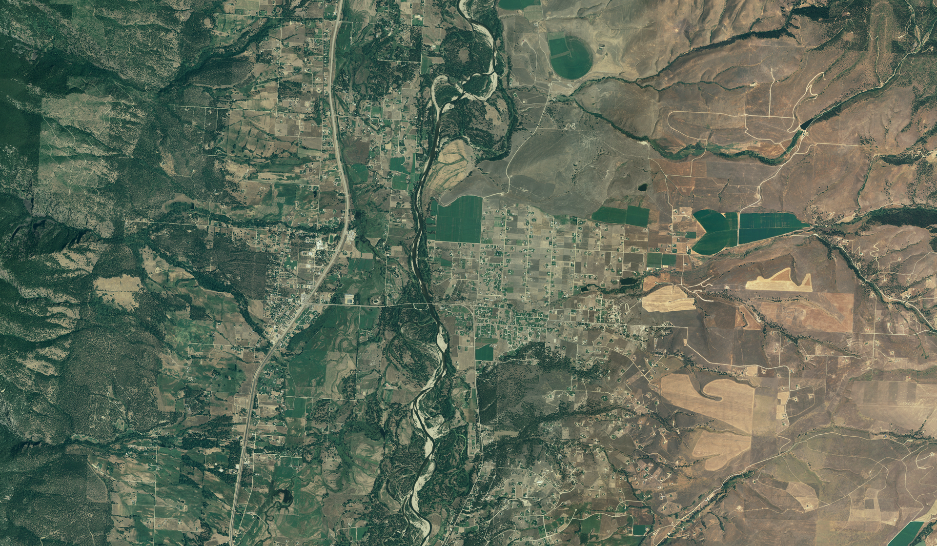 Color aerial photograph of Florence, MT and surrounding area from 2005 NAIP data. Obtained through State of Montana's NAIP ArcIMS server.