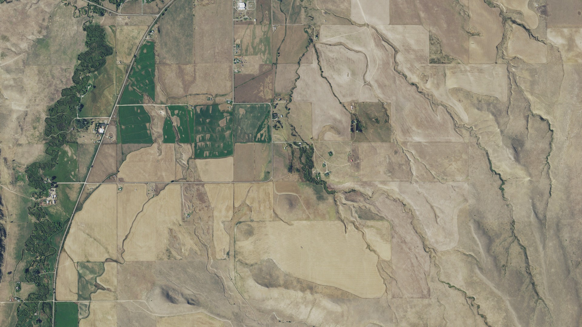 Natural-color aerial photograph of land around Pryor, Montana