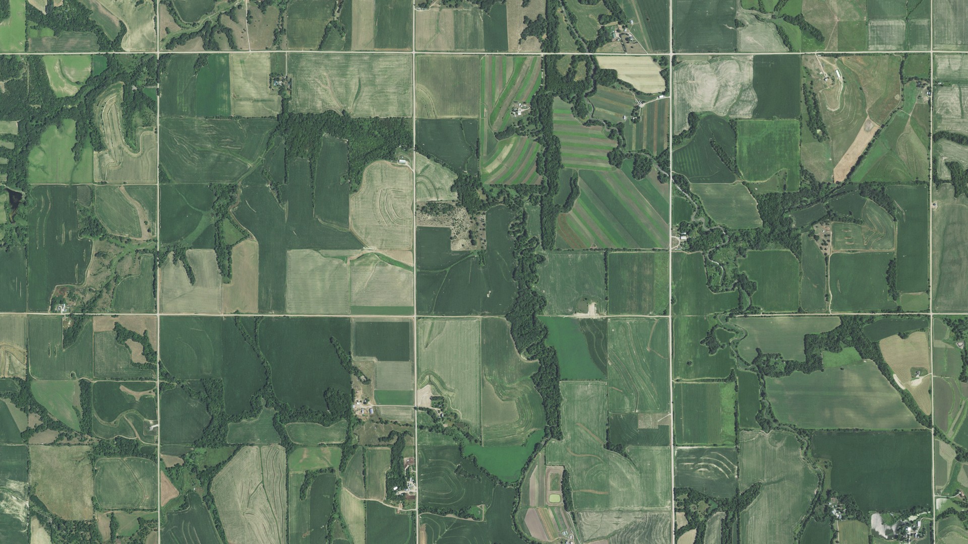 Natural-color aerial photograph of land around Linwood, Nebraska