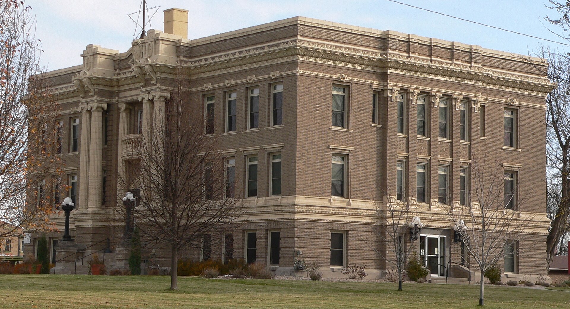 Clay County Courthouse in Clay Center, Nebraska, seen from the northwest.