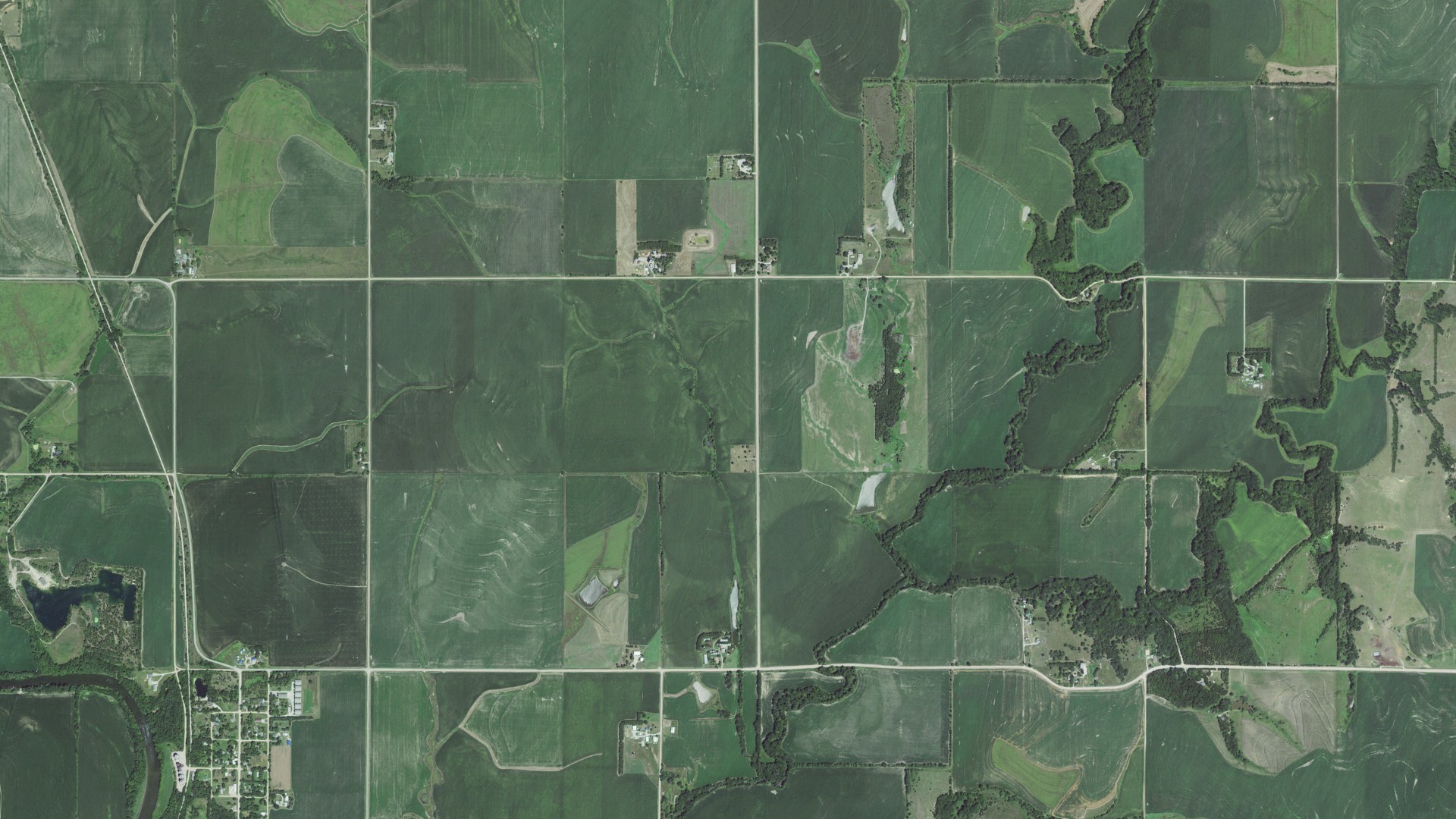 Natural-color aerial photograph of land around Rockford, Nebraska