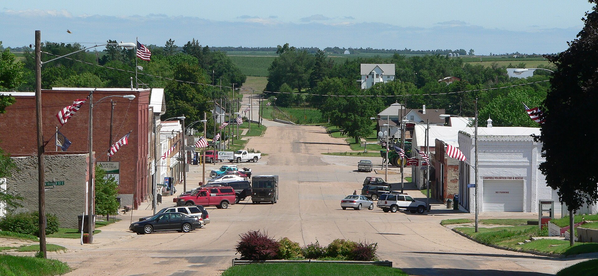 Downtown Campbell, Nebraska: Broad Street, looking north from about Barker Street.