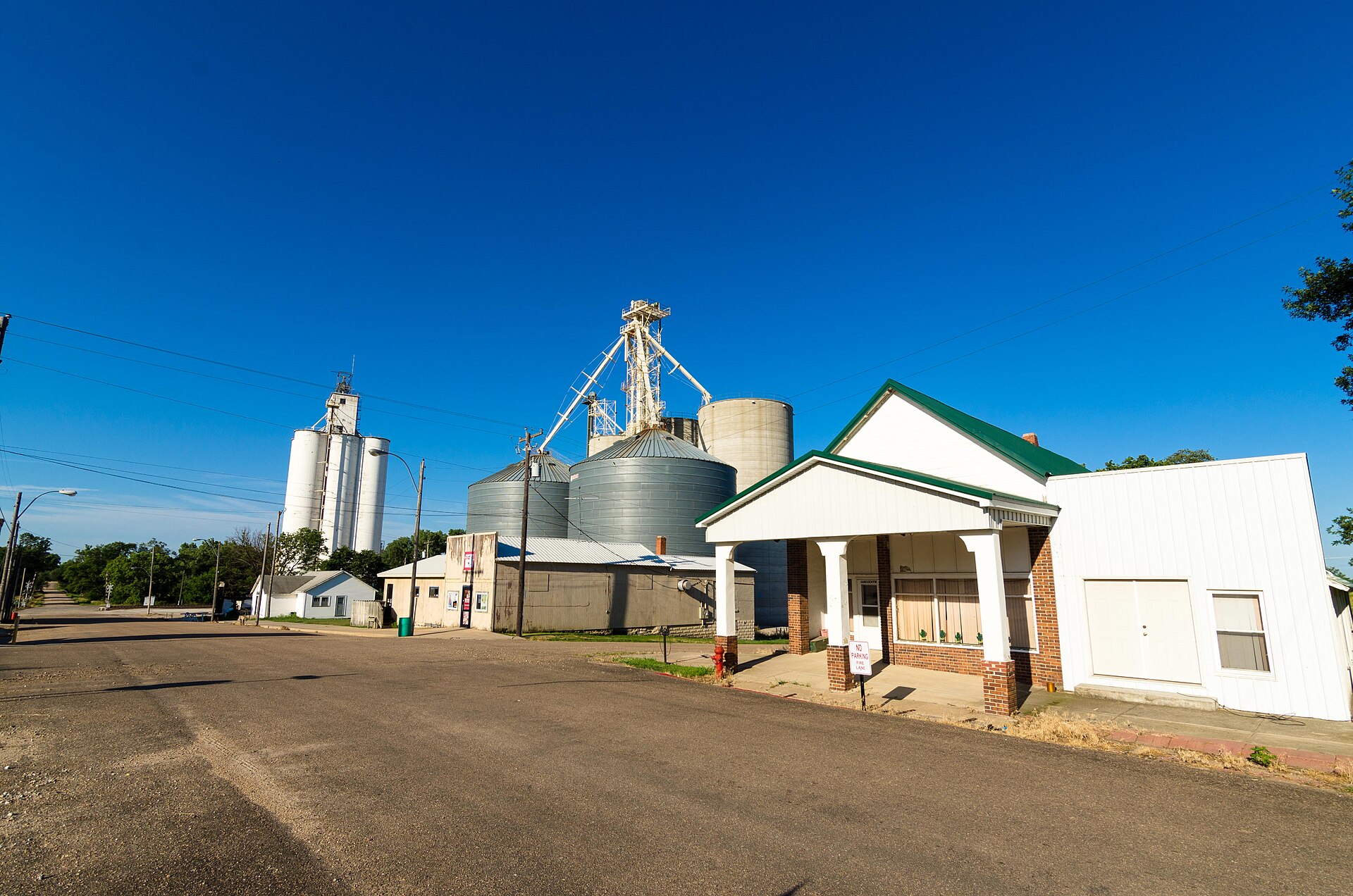 D Street — Carleton, Nebraska