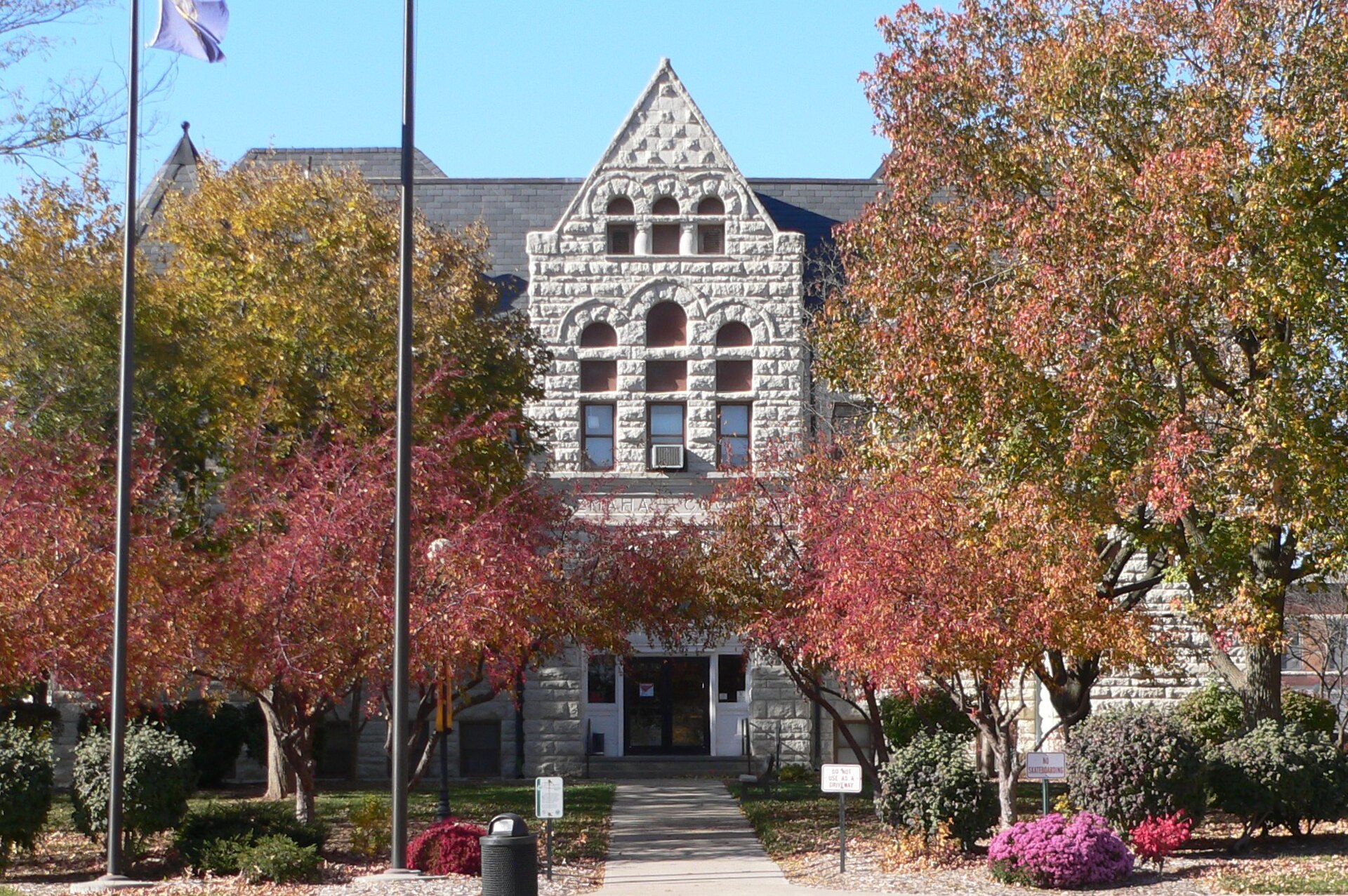 Nemaha County Courthouse in Auburn, Nebraska; seen from the east.
