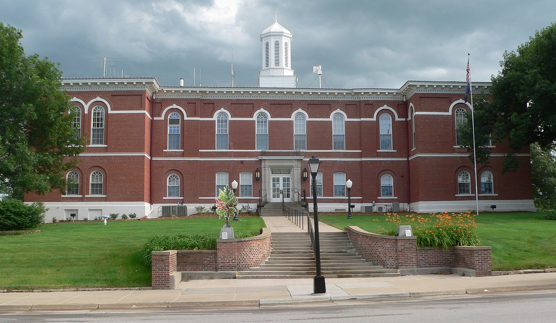 Otoe County courthouse in Nebraska City, Nebraska; seen from the north, across Central Avenue.