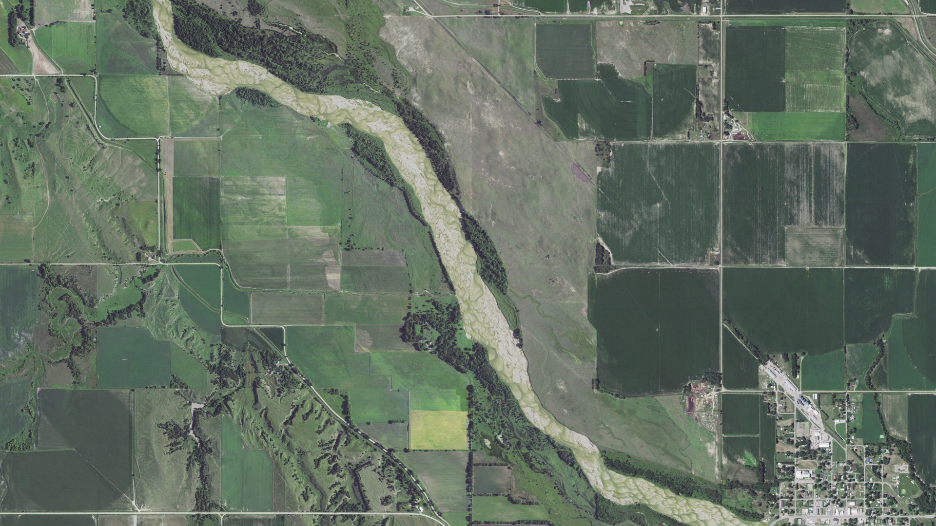 Aerial view of land around Arcadia, Nebraska