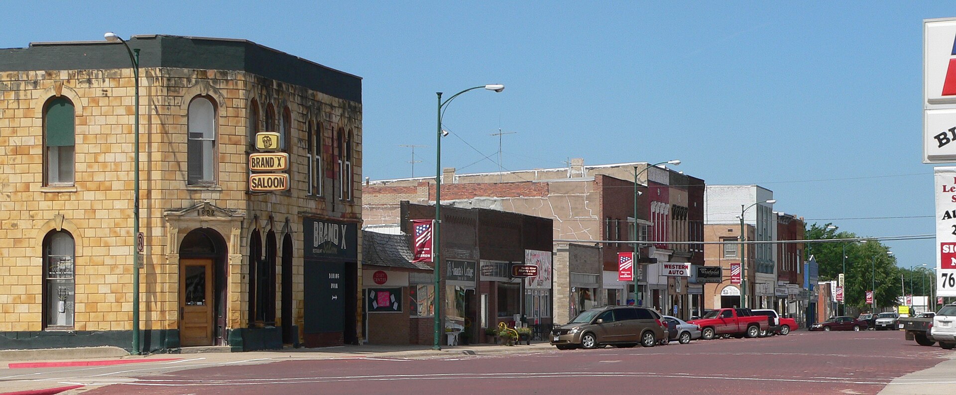 Downtown Hebron, Nebraska: south side of Lincoln Avenue, looking southwest from about 5th Street.