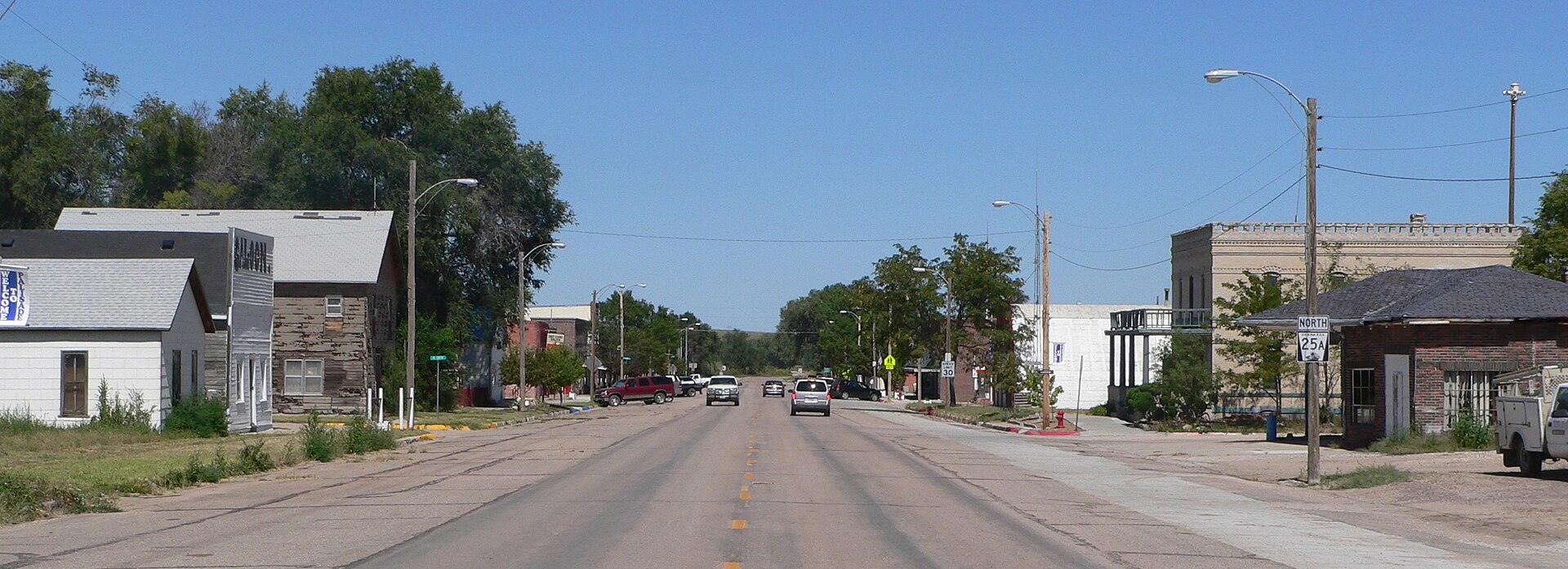 Palisade, Nebraska: Main Street, looking north from about Railway Street.
