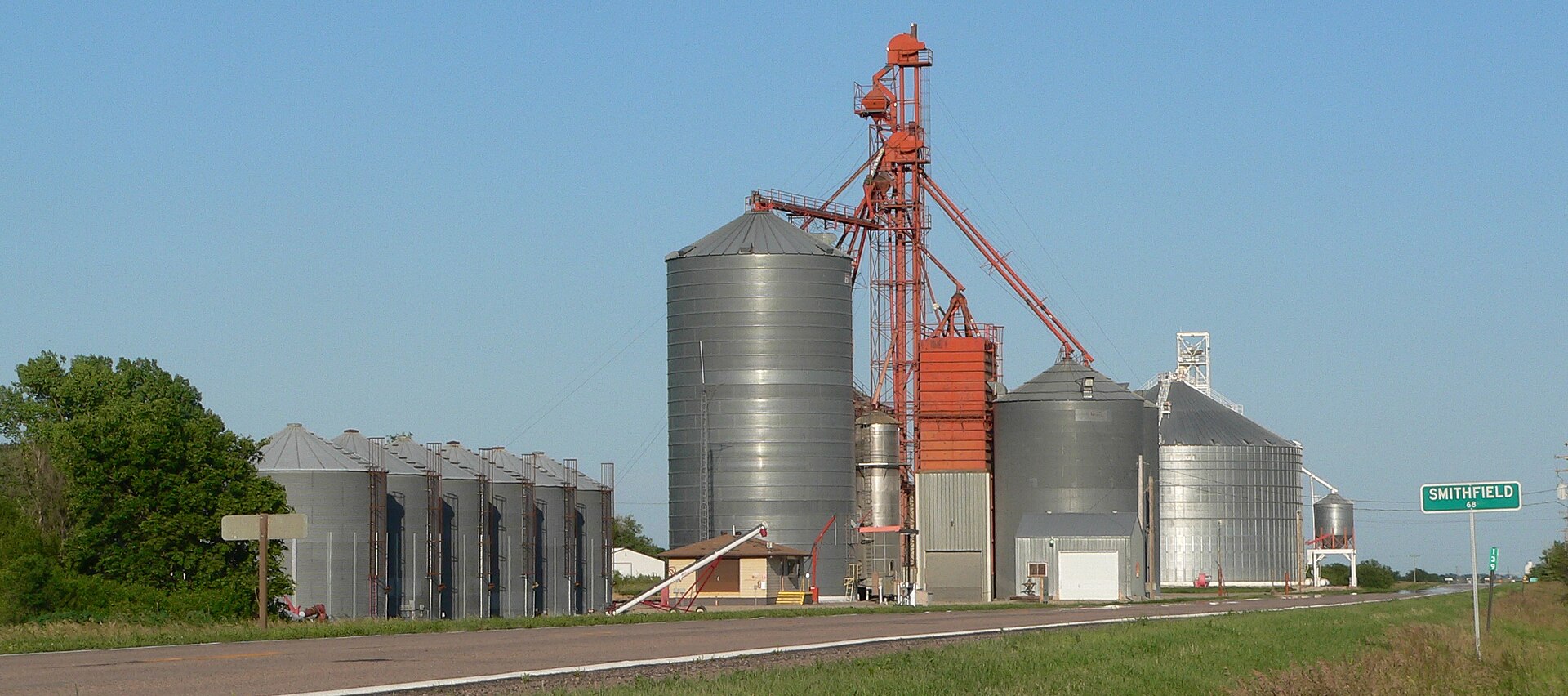 Grain bins at Smithfield, Nebraska; seen from the northwest on Nebraska Highway 23.