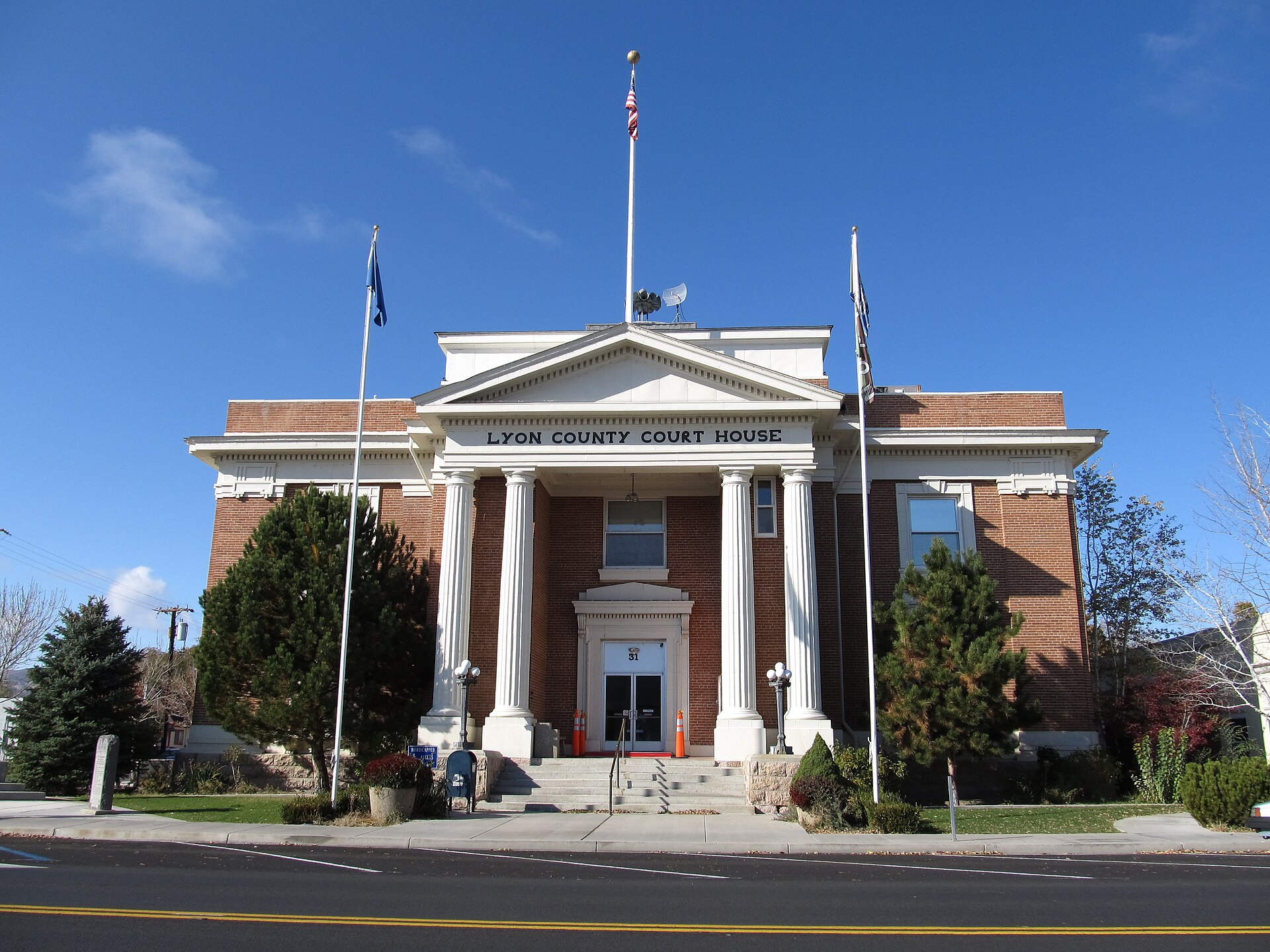 Lyon County Courthouse (Nevada).