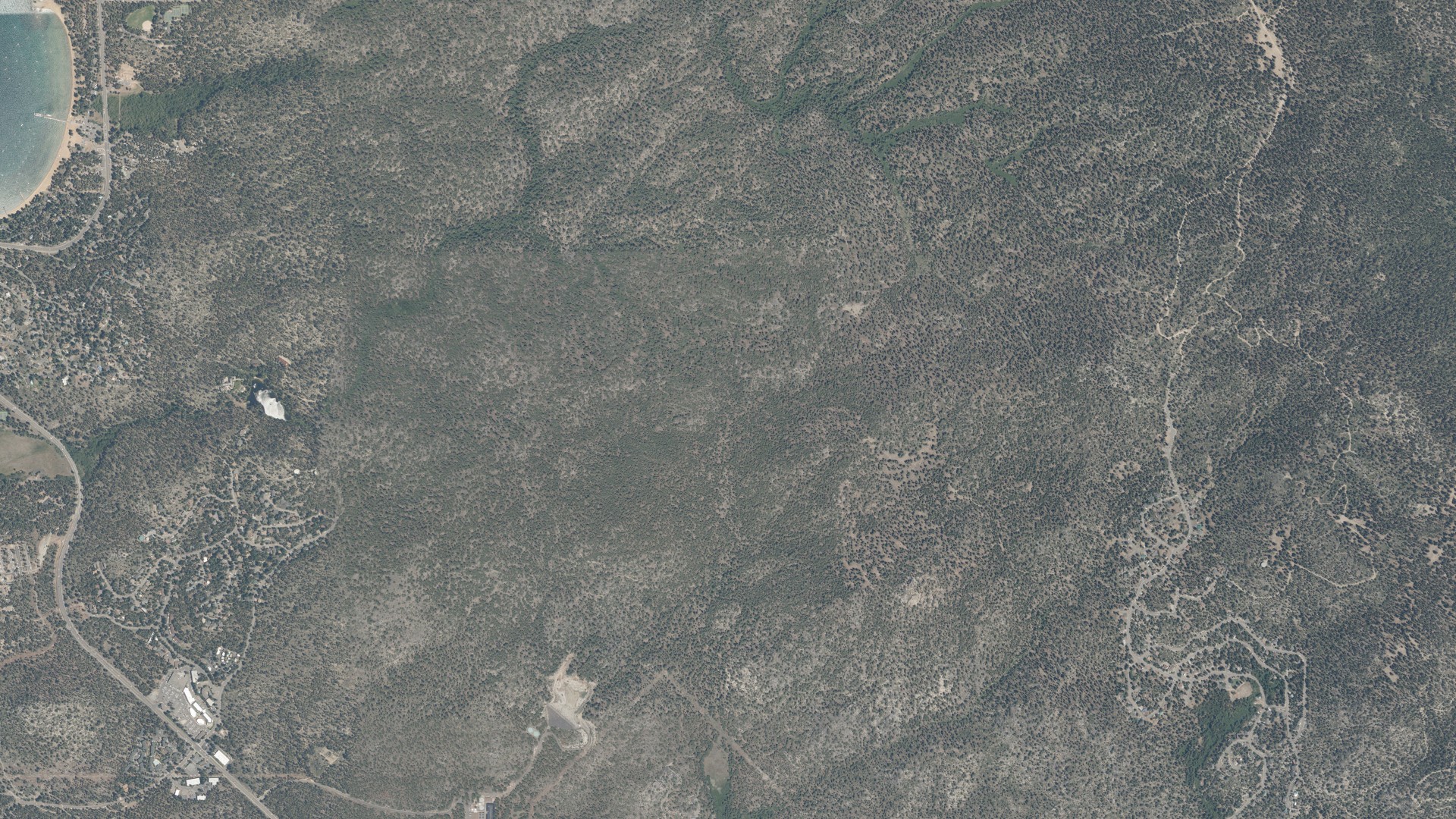 Natural-color aerial photograph of land around Round Hill Village, Nevada