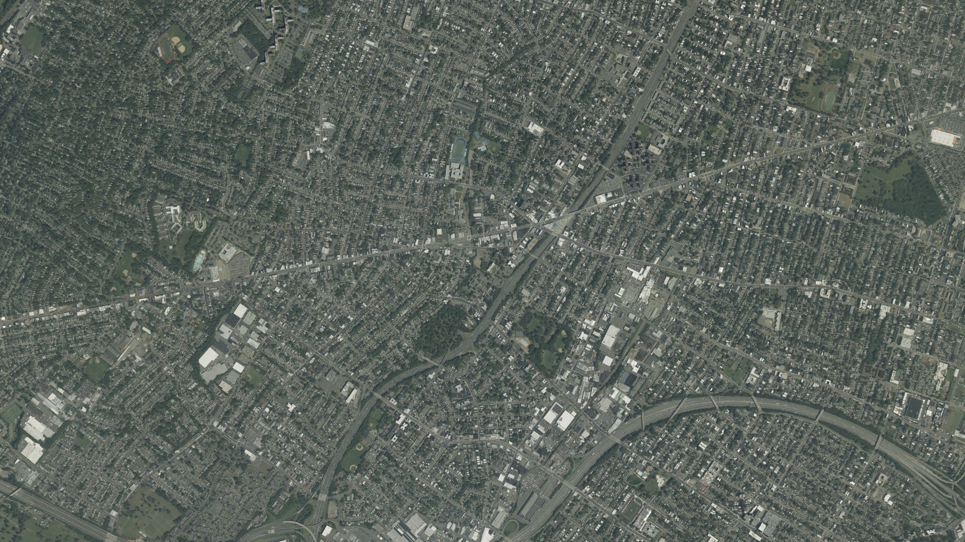 Natural-color aerial photograph of land around Irvington, New Jersey