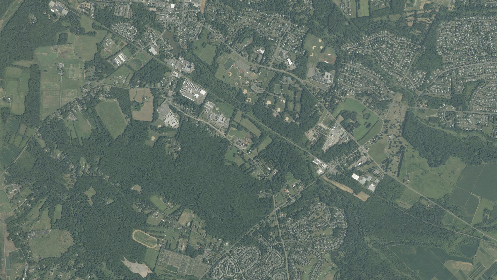Natural-color aerial photograph of land around Manalapan, New Jersey