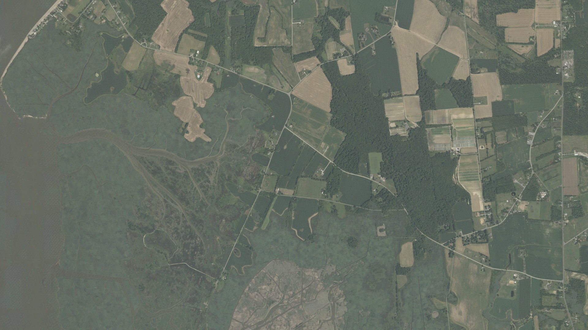 Natural-color aerial photograph of land around Elsinboro, New Jersey