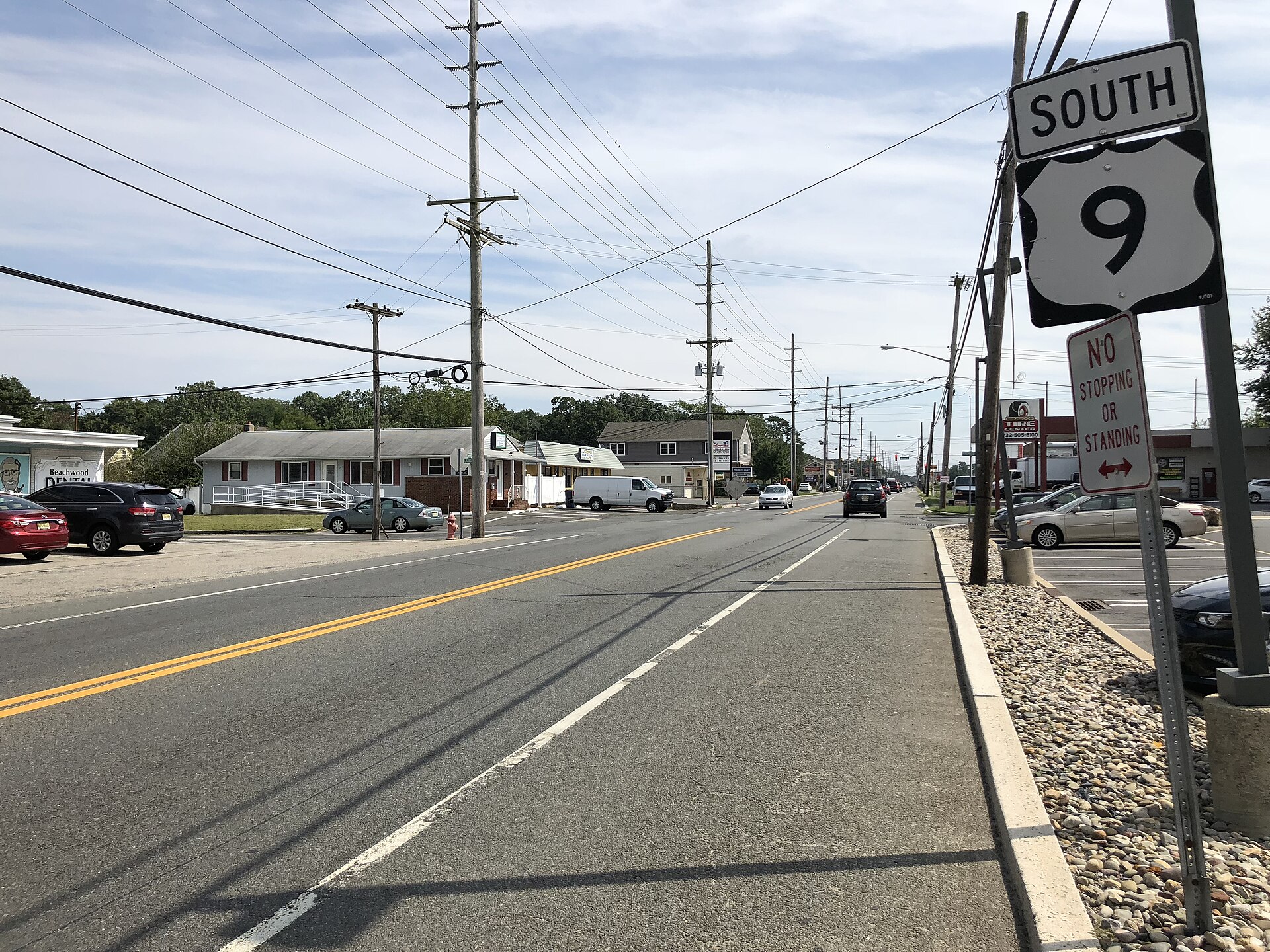 View south along U.S. Route 9 (Atlantic City Boulevard) just south of Pacific Avenue in Beachwood, Ocean County, New Jersey