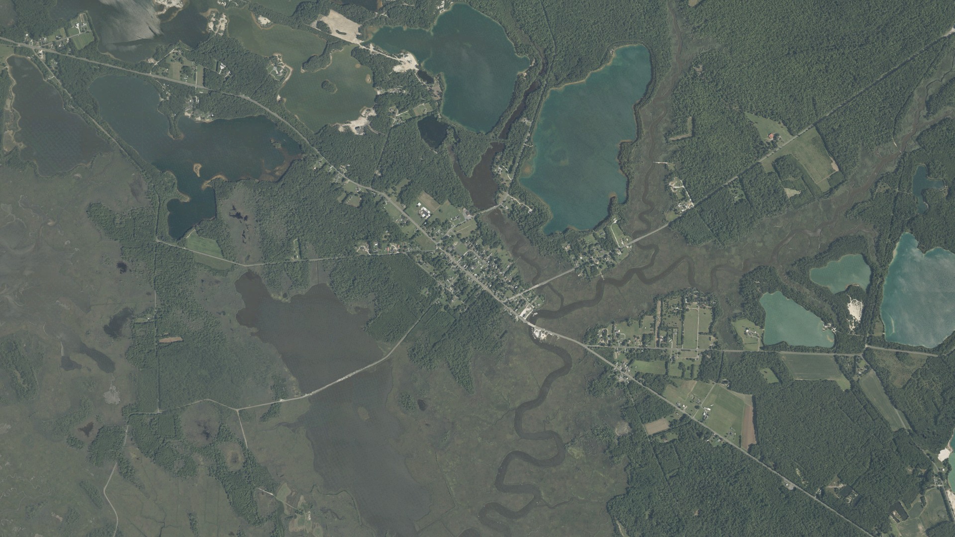 Natural-color aerial photograph of land around Dividing Creek, New Jersey