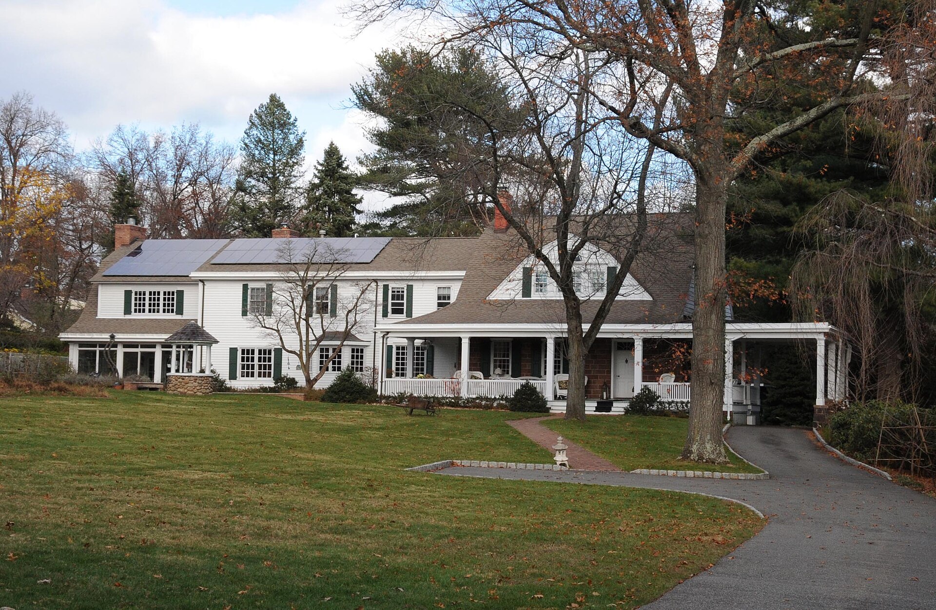 AKA ZABRISKE-CHRISTIE HOUSE; BUILT IN 1818; LATER OWNED BY HIS SON WHO SOLD IT TO HIS GRANDSON JOHN H.. — Haworth, New Jersey