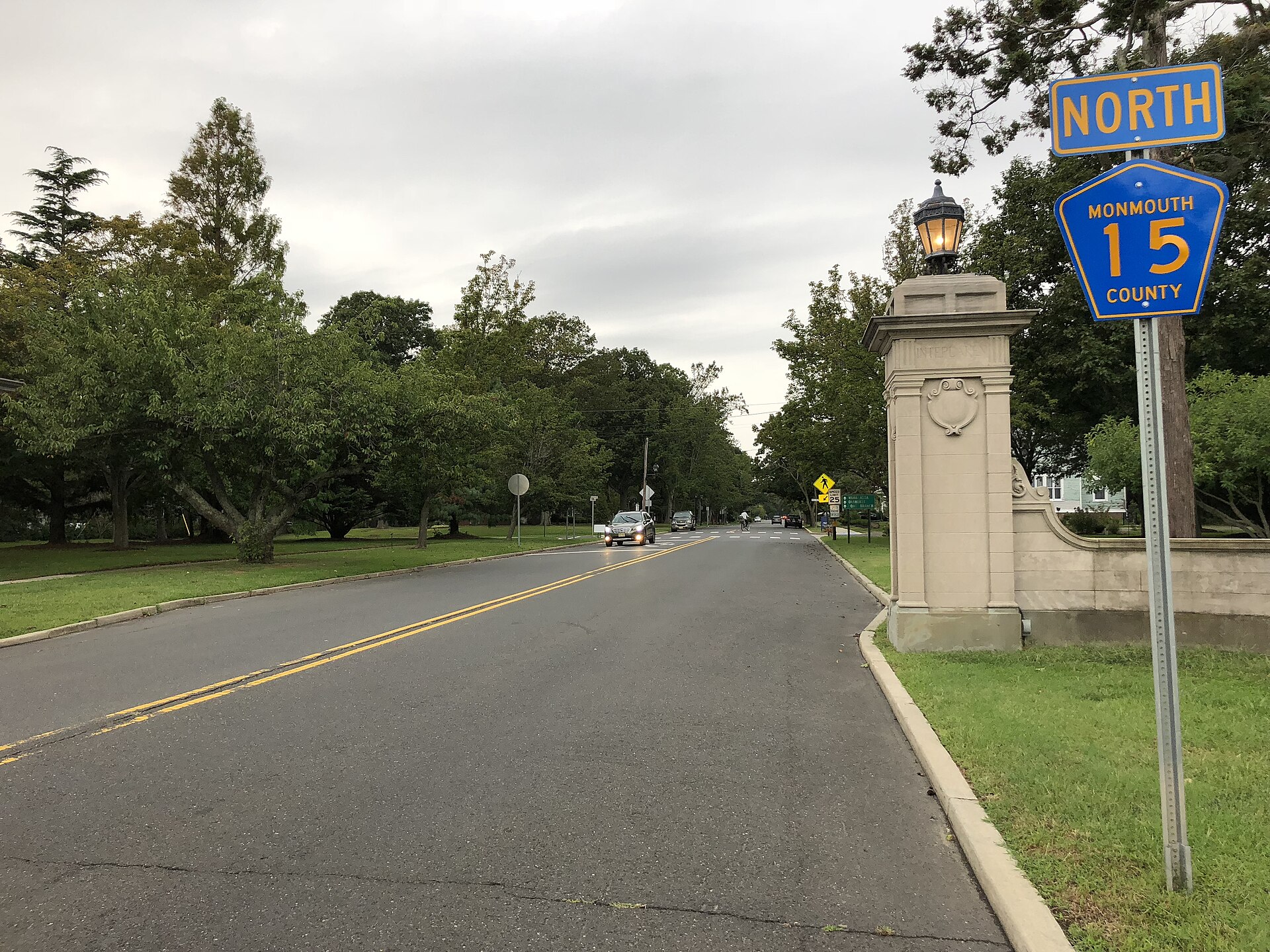 View north along Monmouth County Route 15 (Grassmere Avenue) just south of Bridlemere Avenue/Interlaken Drive in Interlaken, Monmouth County, New Jersey