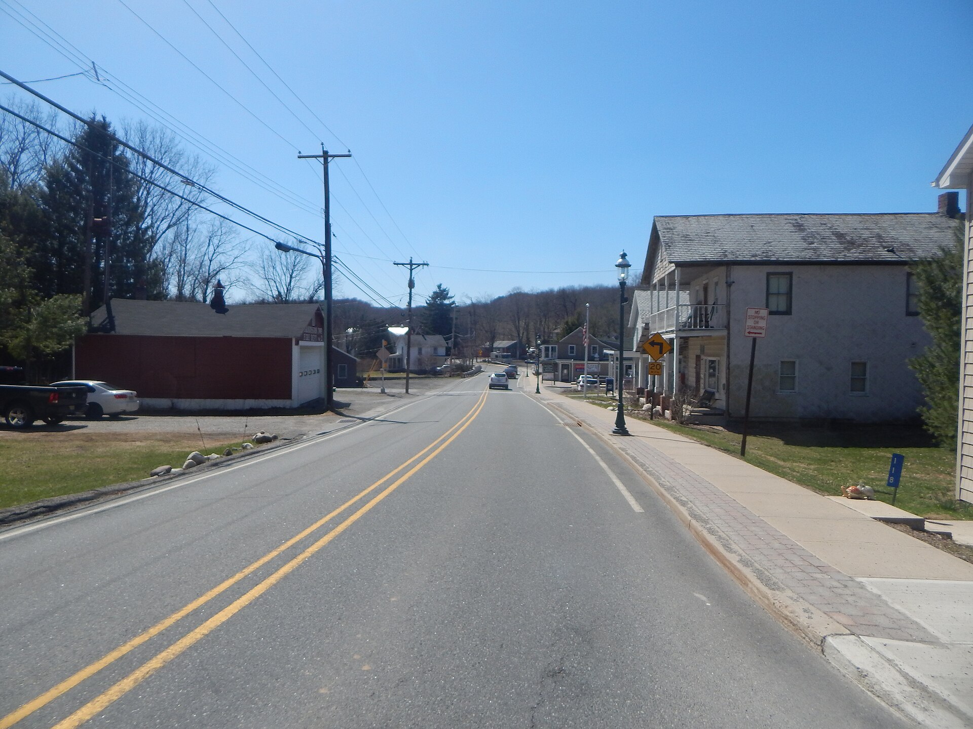 County Route 560 westbound through Layton, New Jersey.