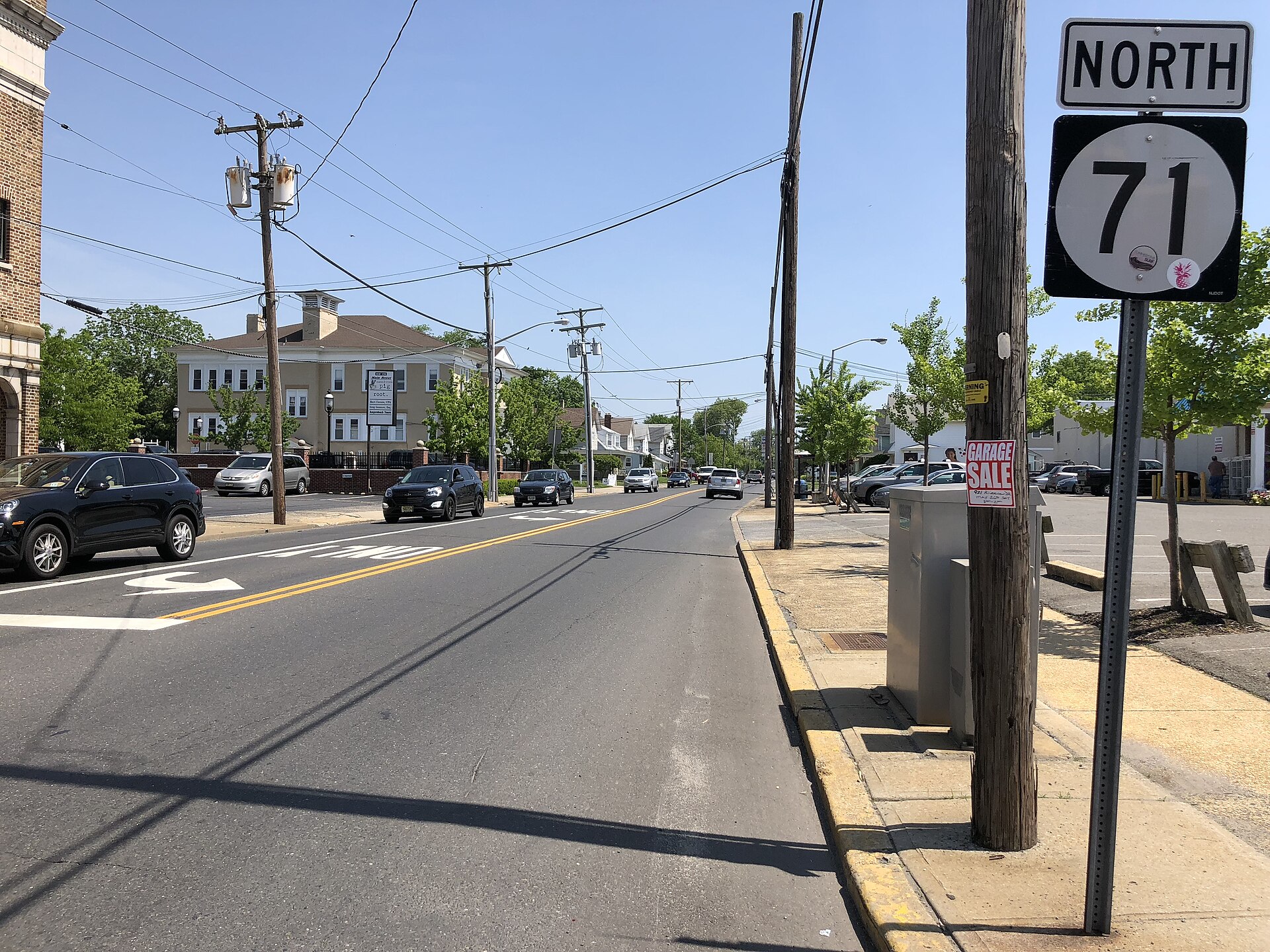 View north along New Jersey State Route 71 (Taylor Avenue) at Main Street in Manasquan, Monmouth County, New Jersey