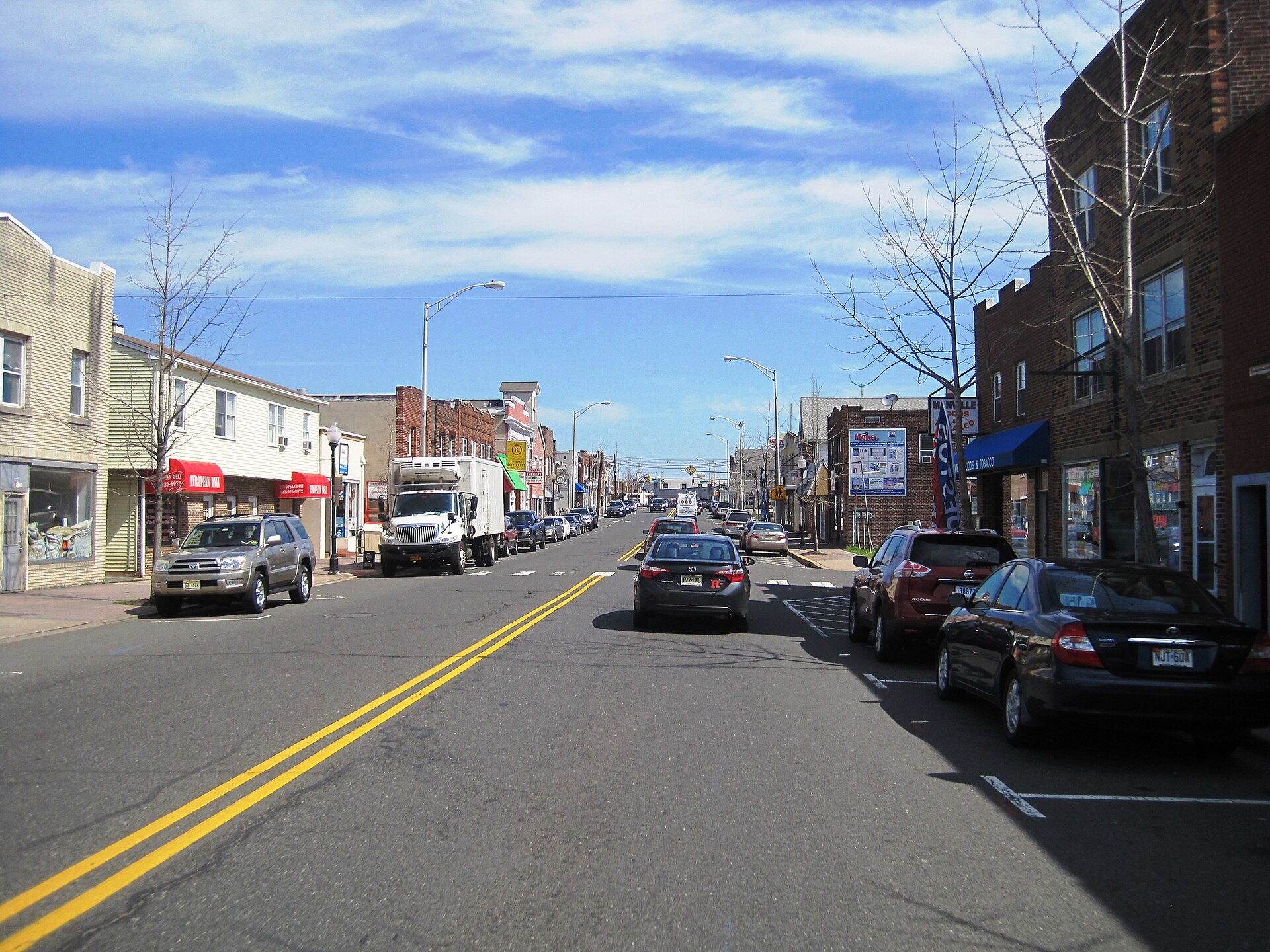 Photo of the central business district of Manville, New Jersey. Photo taken on northbound Main Street (County Route 533) approaching Beekman Street.