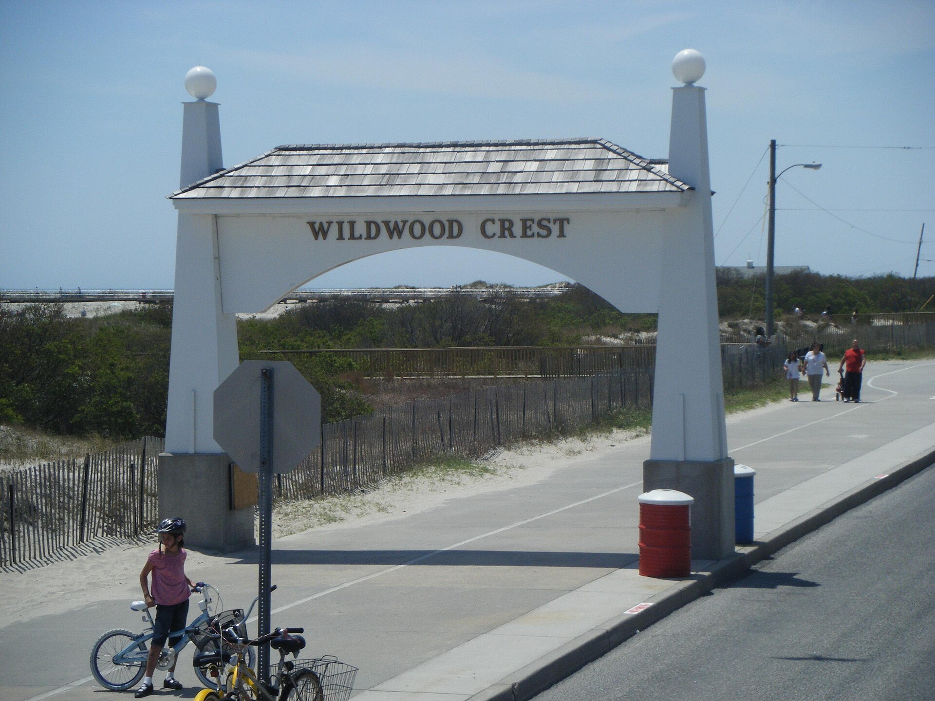 The arch to Wildwood Crest, New Jersey along the beach at the border with Wildwood, taken on Memorial Day 2008.