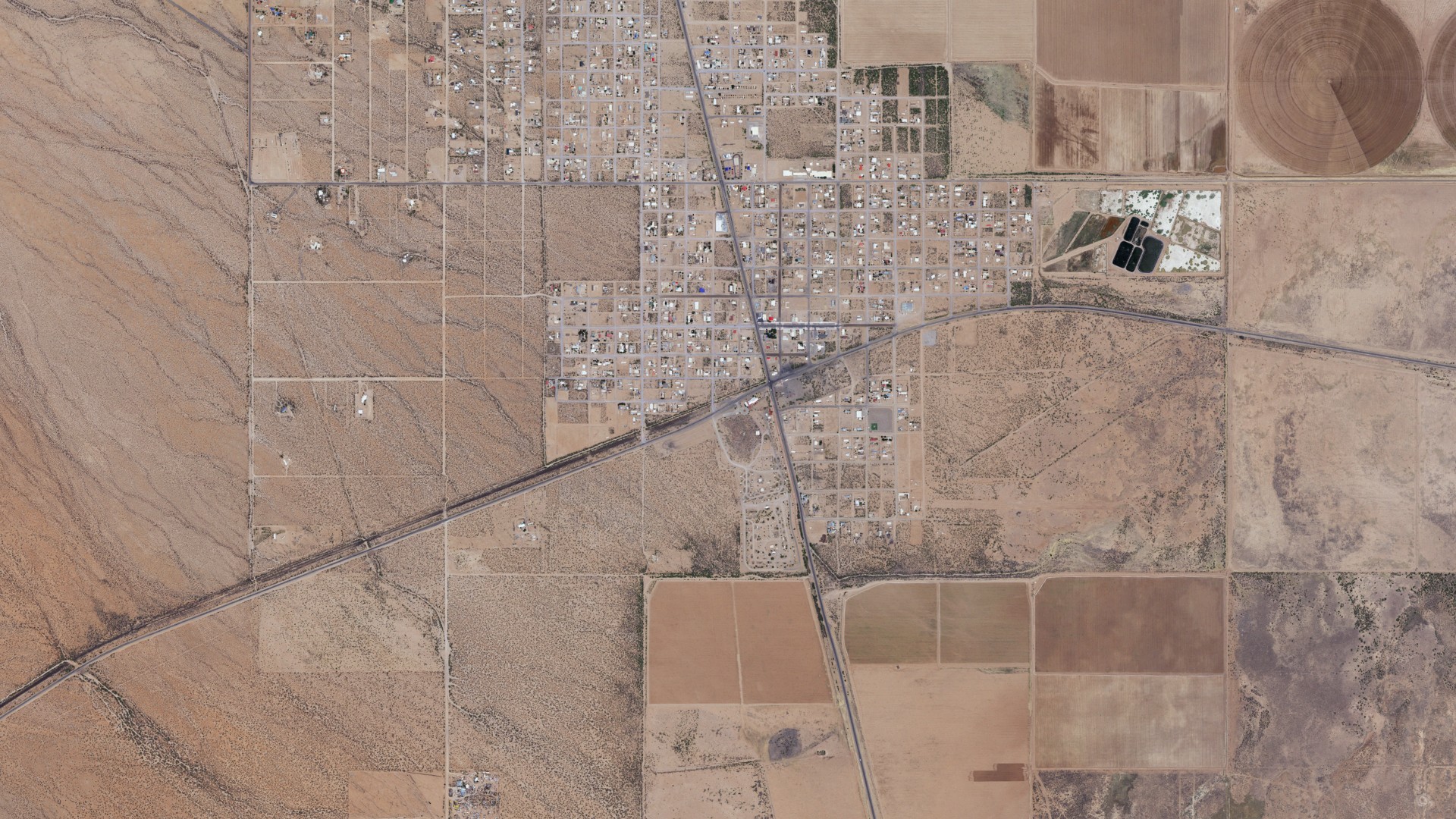 Natural-color aerial photograph of land around Columbus, New Mexico