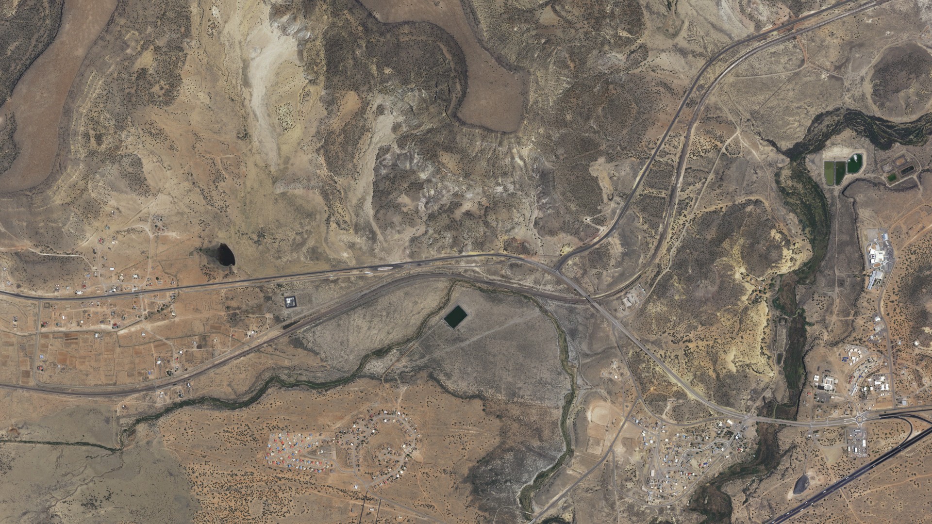 Natural-color aerial photograph of land around Laguna, New Mexico