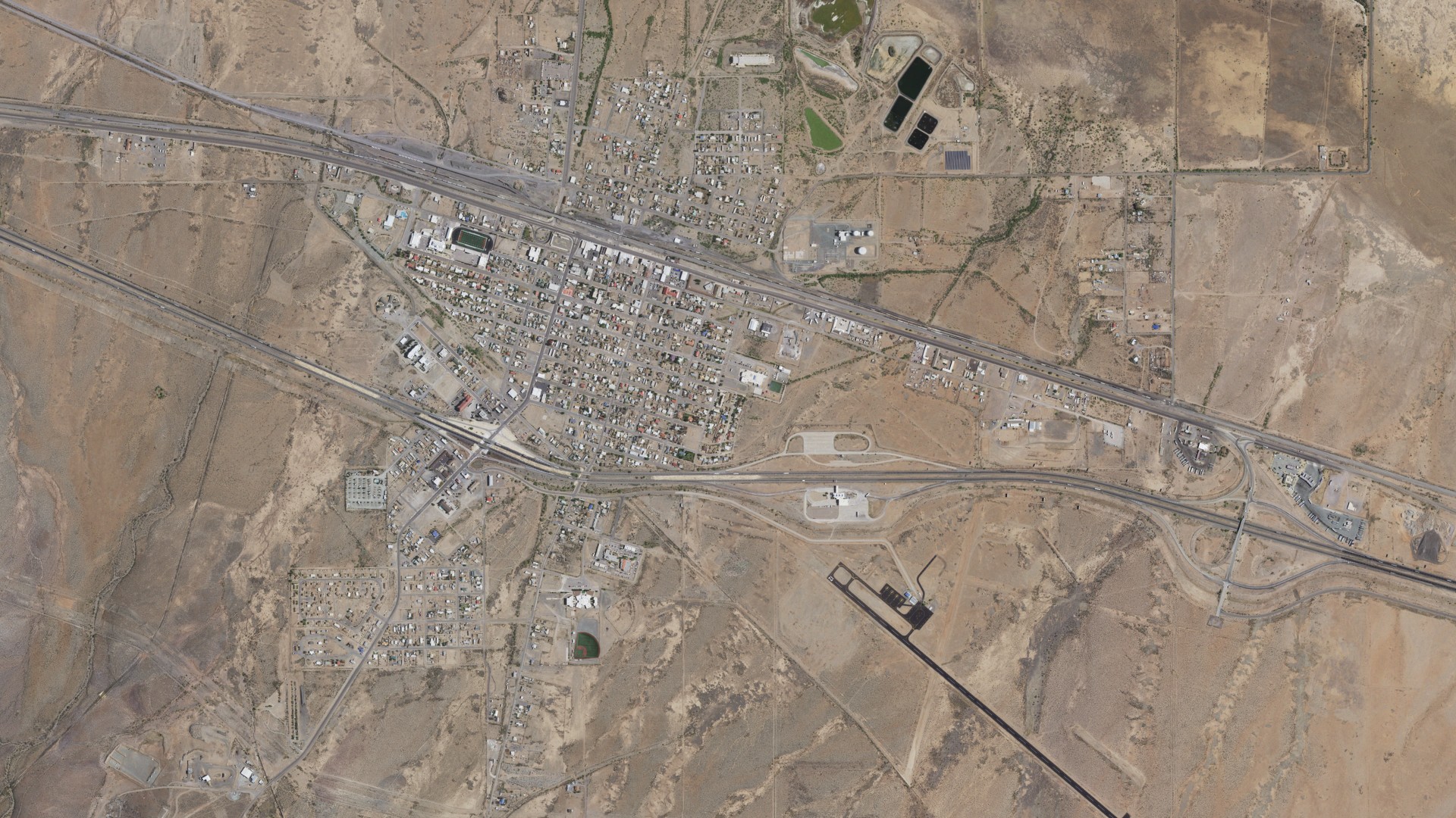 Natural-color aerial photograph of land around Lordsburg, New Mexico