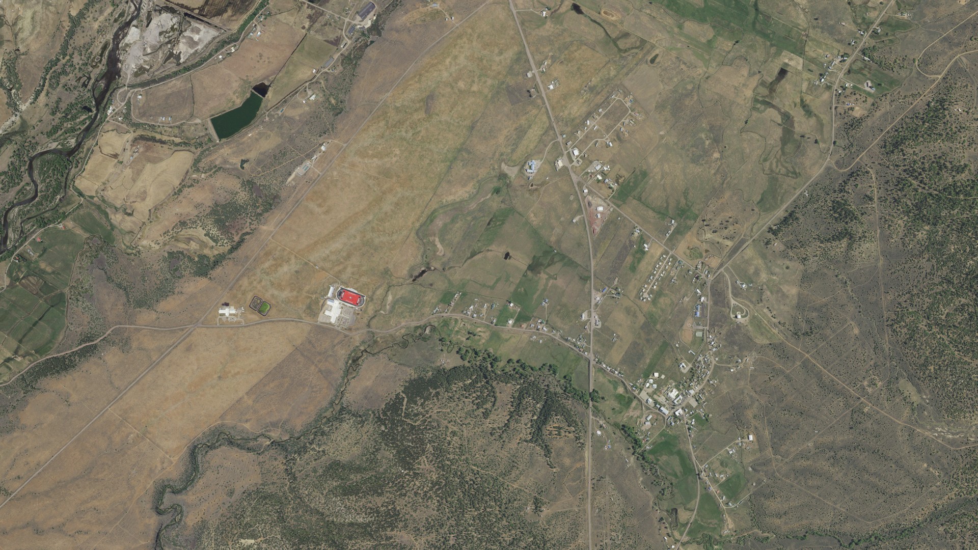 Natural-color aerial photograph of land around Tierra Amarilla, New Mexico