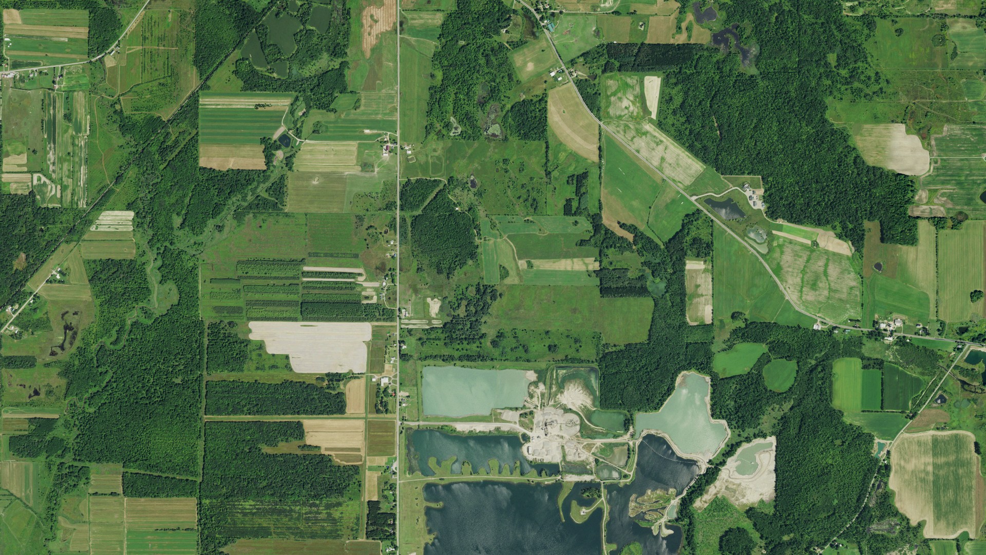 Natural-color aerial photograph of land around Dayton, New York