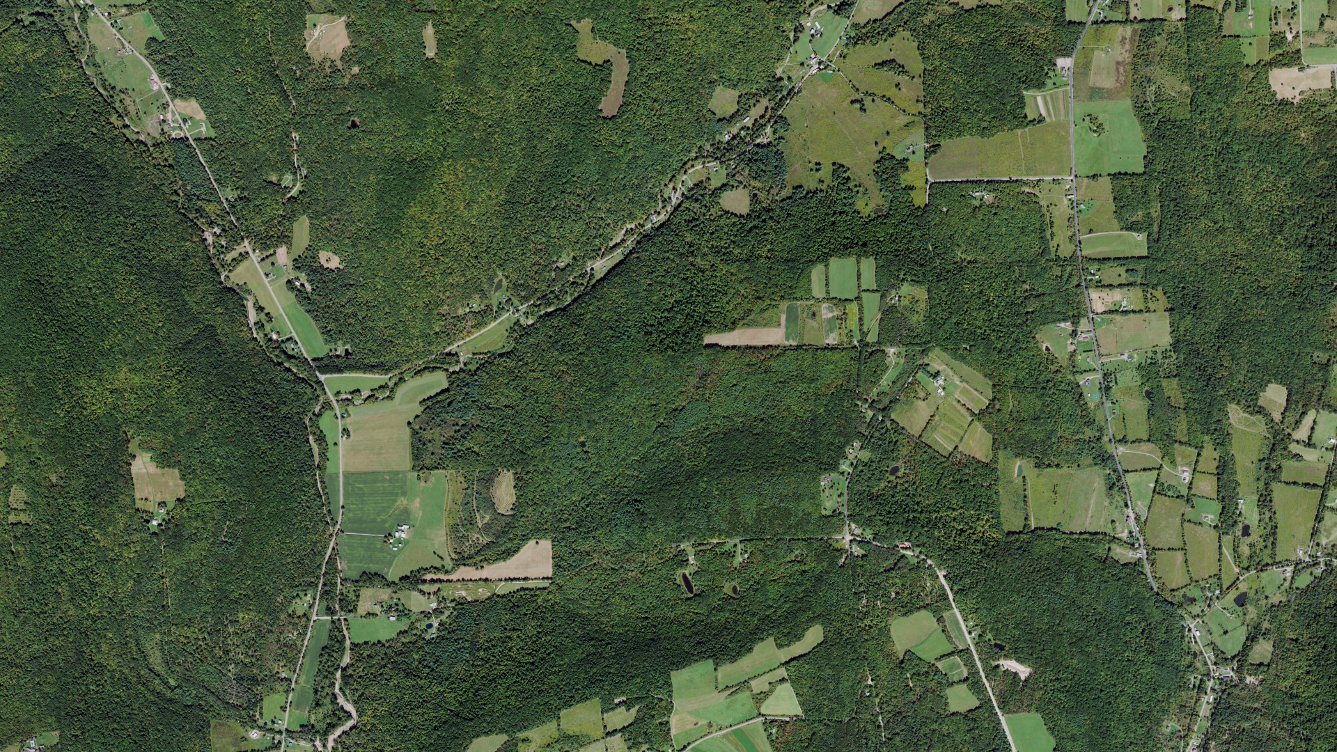 Natural-color aerial photograph of land around Chemung, New York