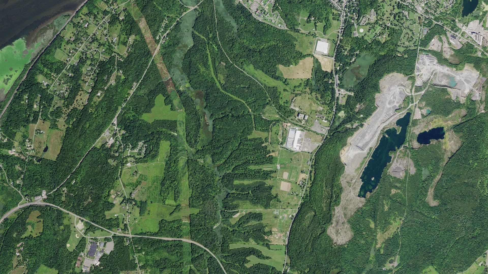 Natural-color aerial photograph of land around Greenport, New York