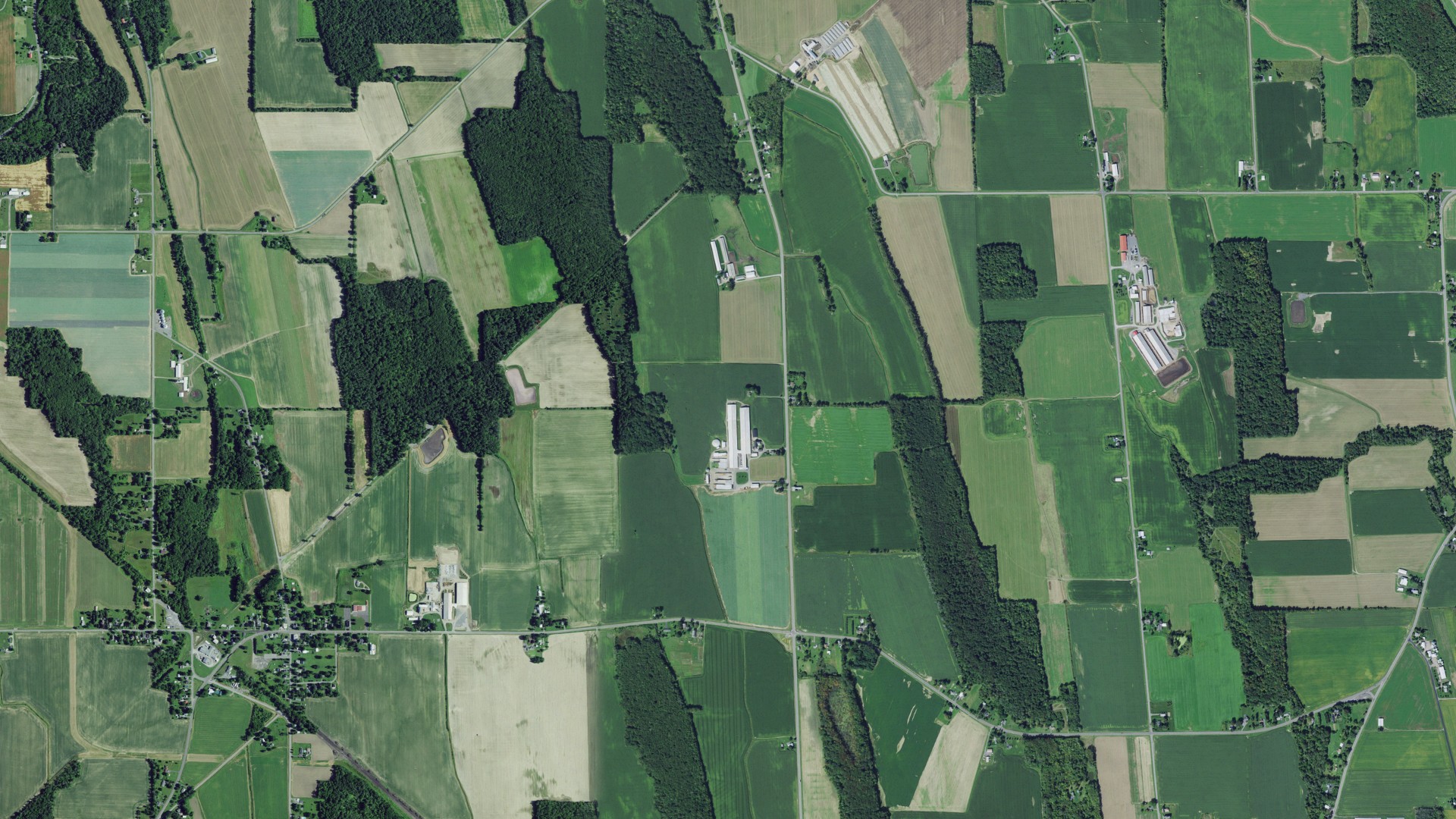 Natural-color aerial photograph of land around Seneca, New York