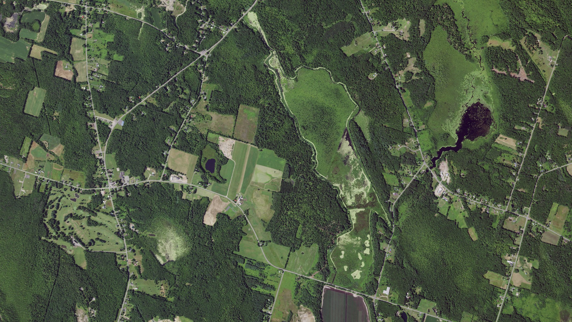Natural-color aerial photograph of land around Palermo, New York