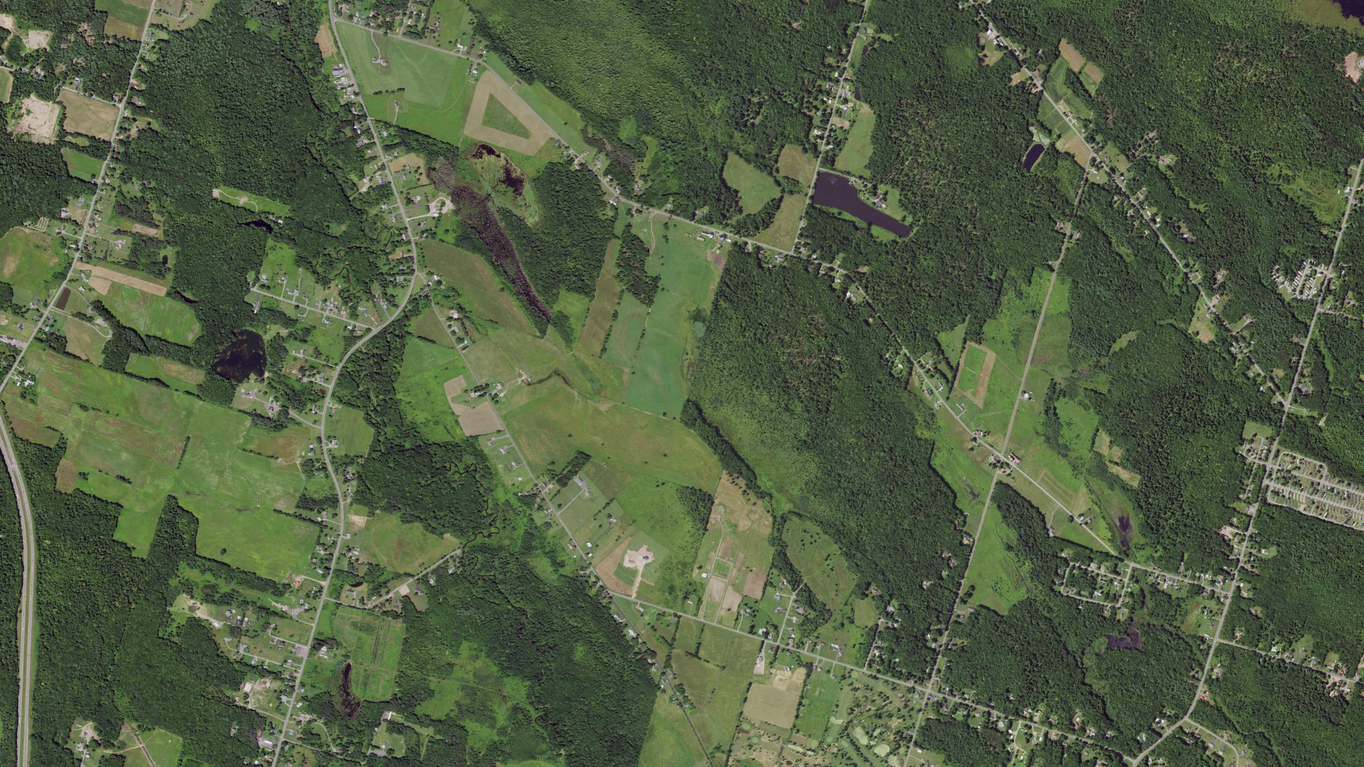 Aerial view of land around West Monroe, New York