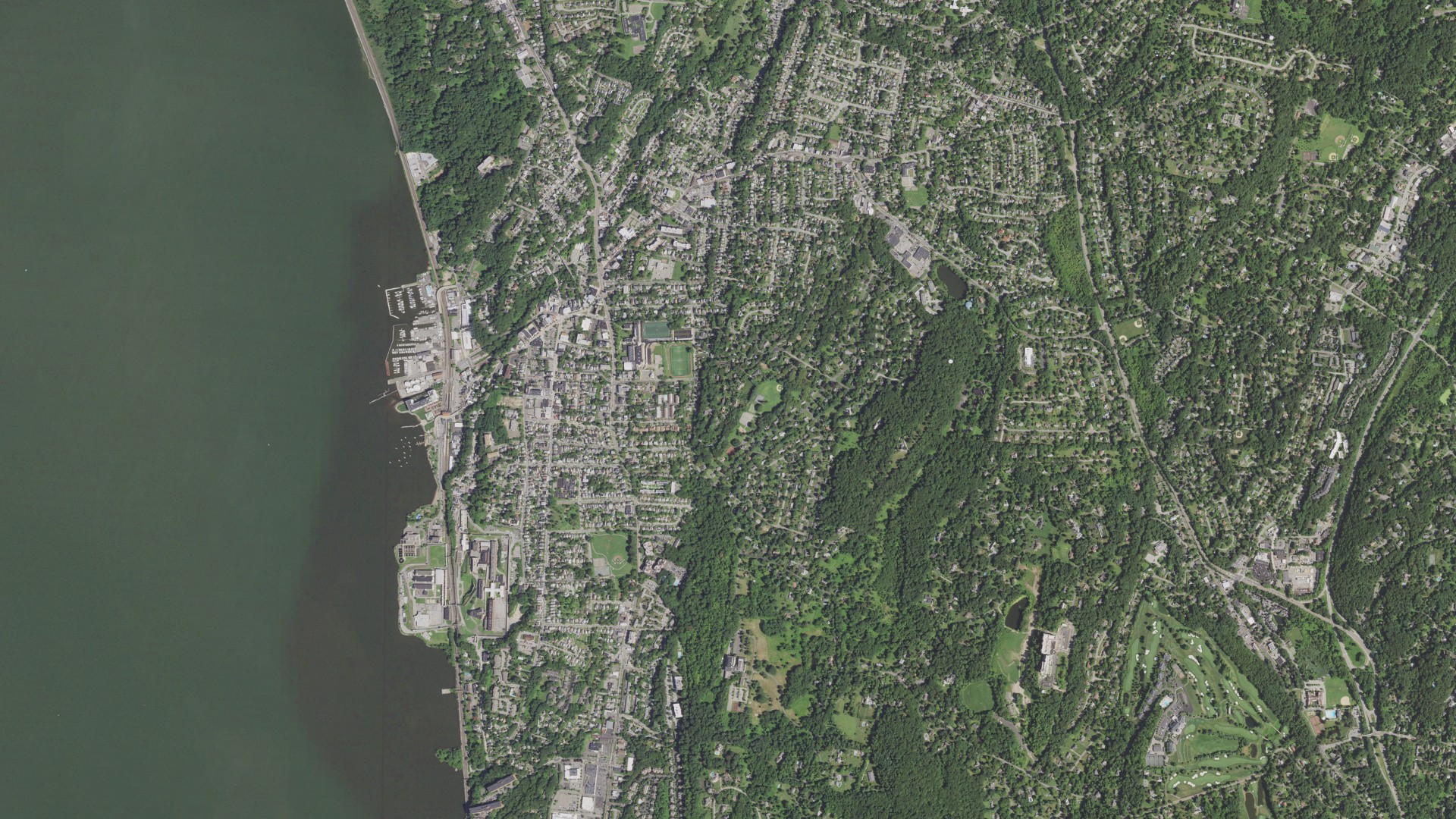 Aerial view of land around Ossining, New York